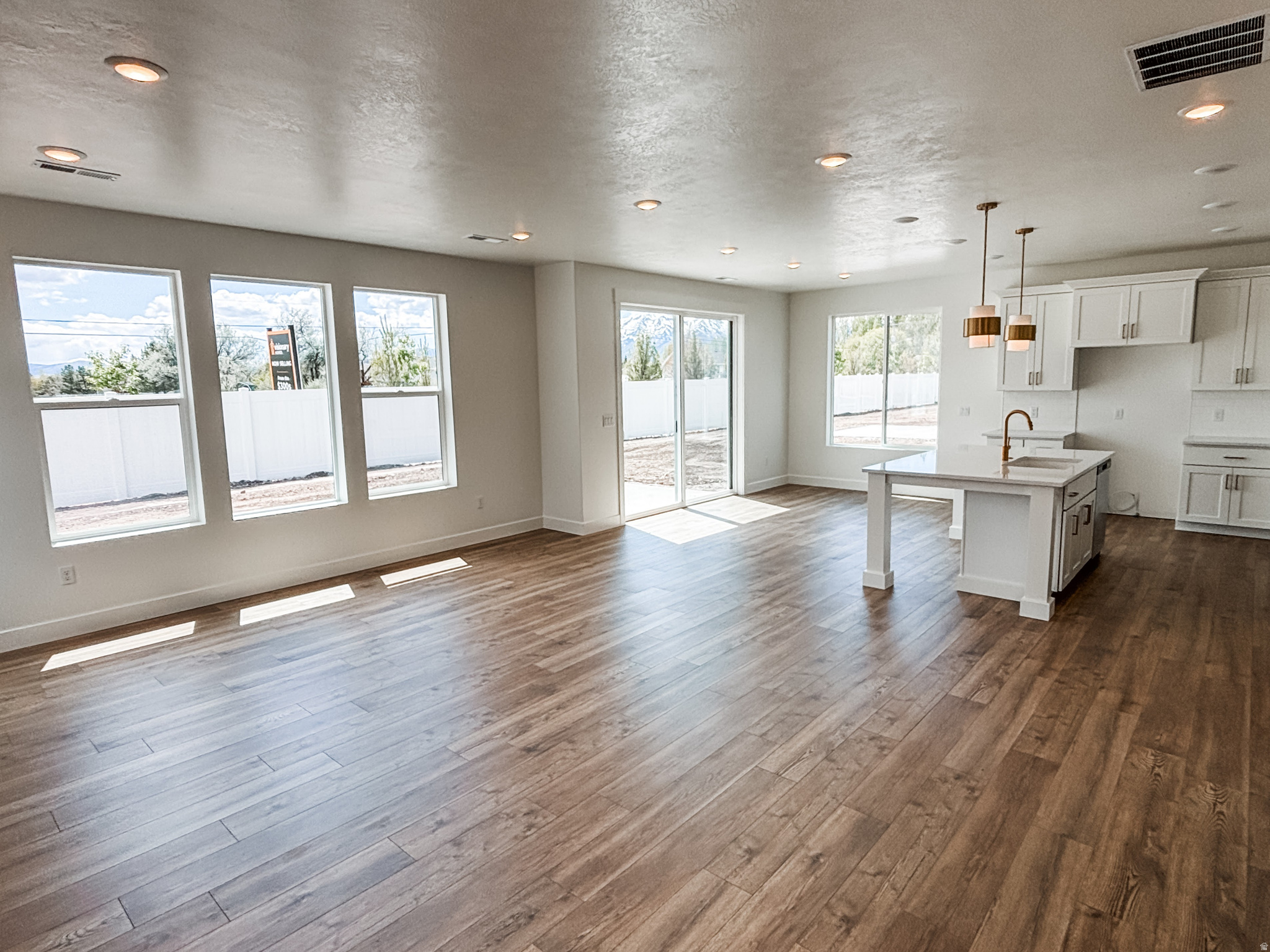 SUGAR CREEK - Residential
