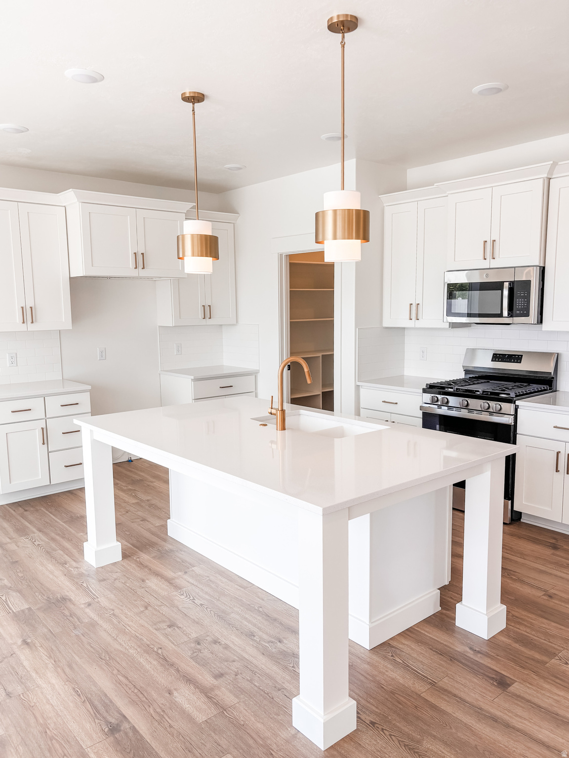 SUGAR CREEK - Residential