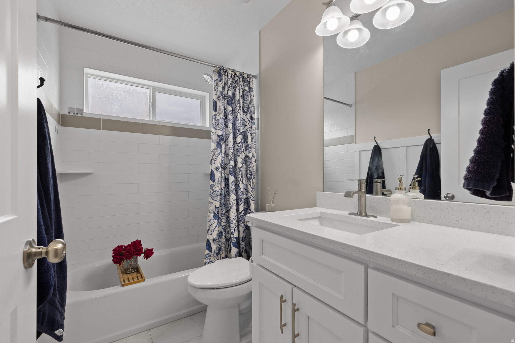 HAWTHORNE ESTATES - Residential