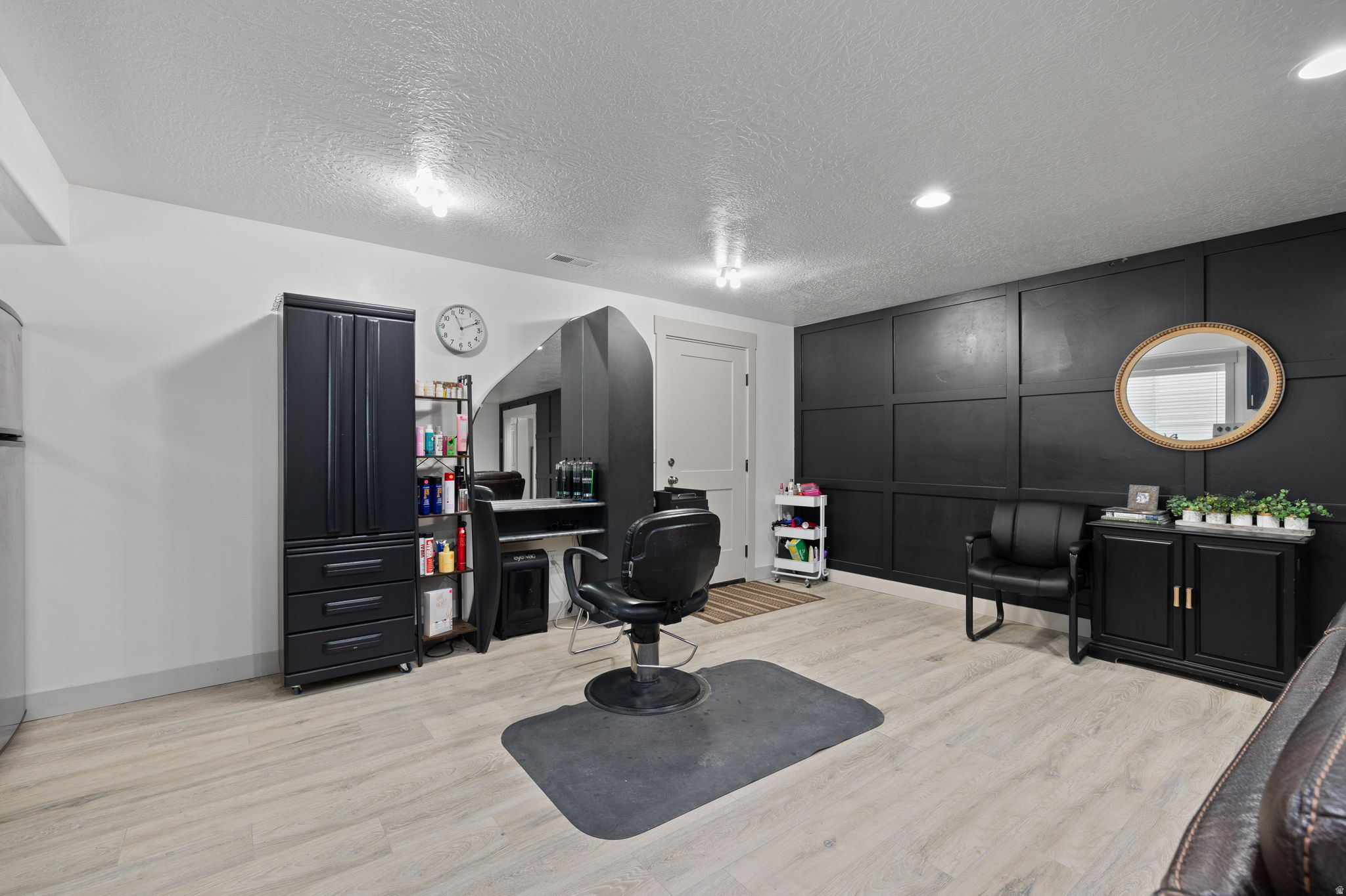 HAWTHORNE ESTATES - Residential