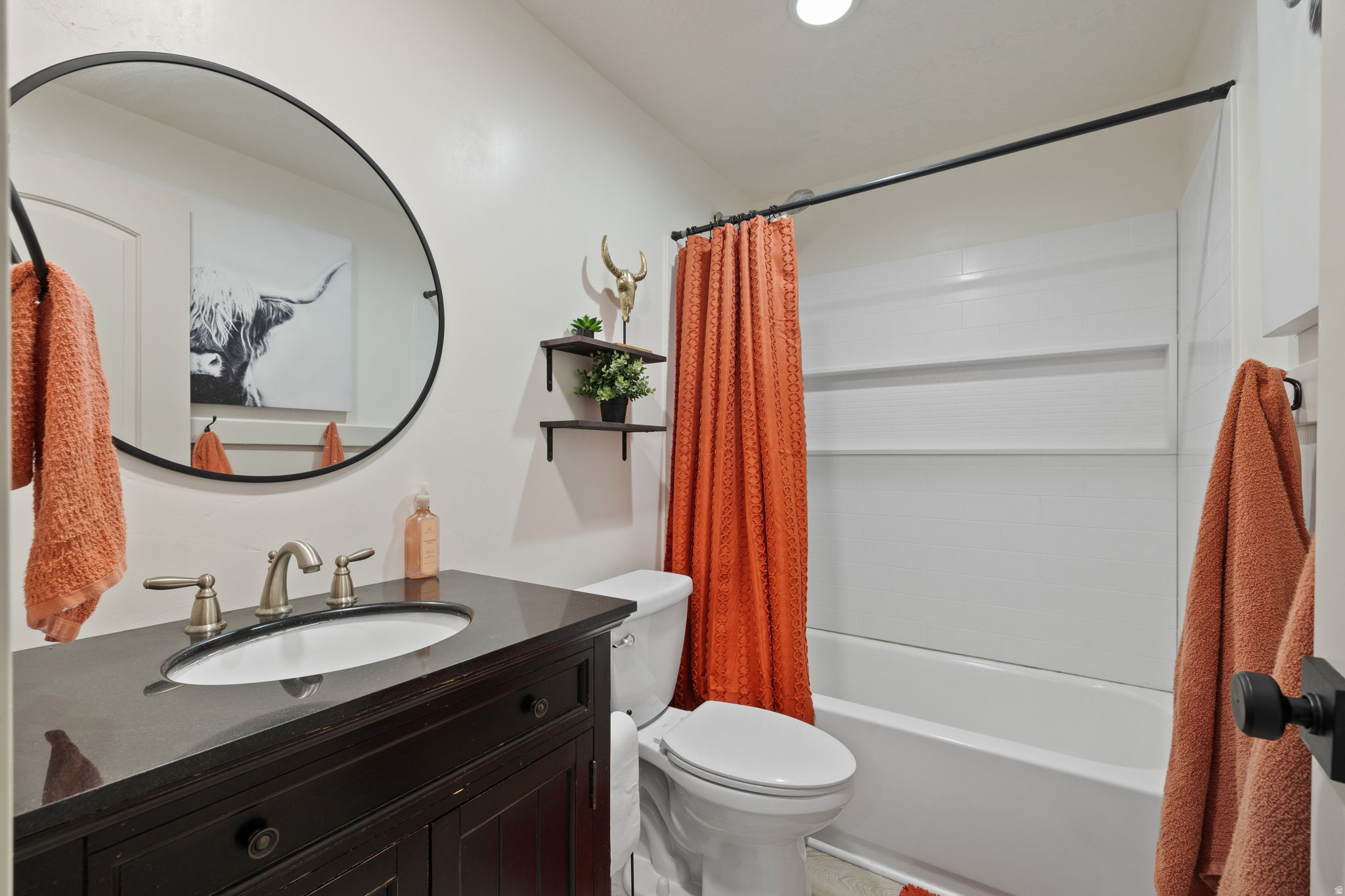 HAWTHORNE ESTATES - Residential