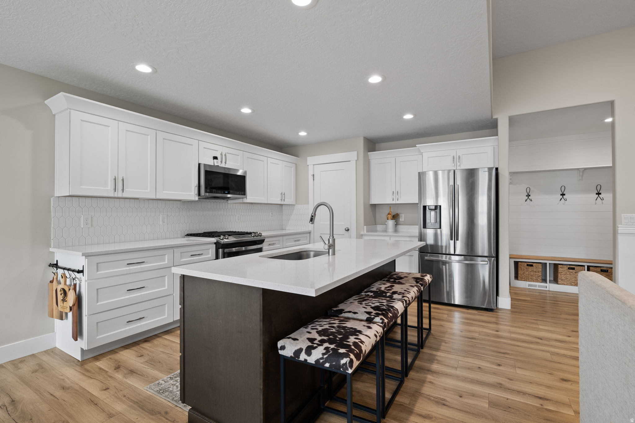 HAWTHORNE ESTATES - Residential