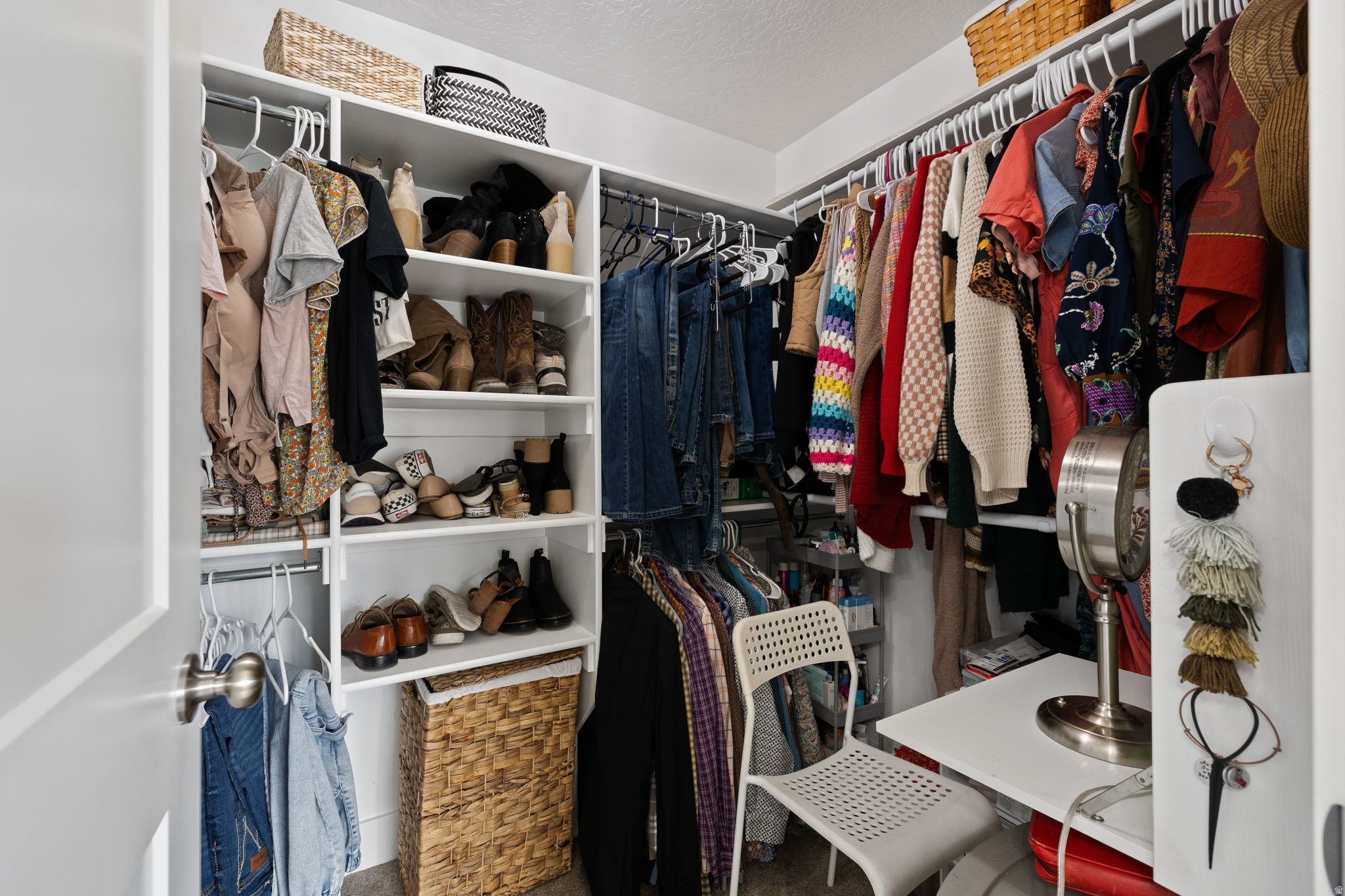 HAWTHORNE ESTATES - Residential