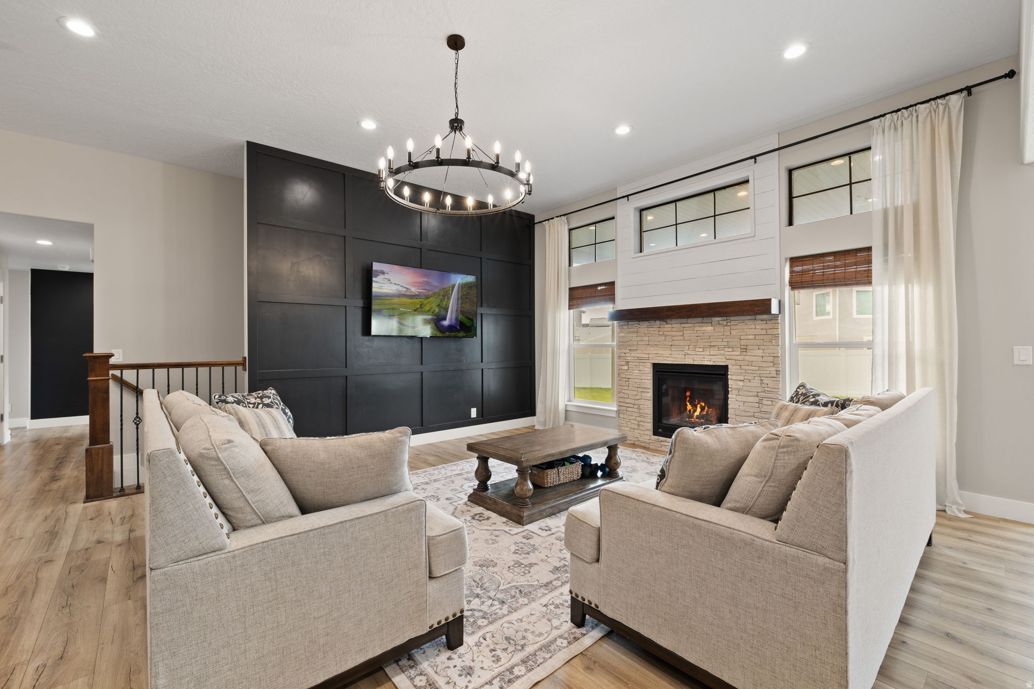 HAWTHORNE ESTATES - Residential