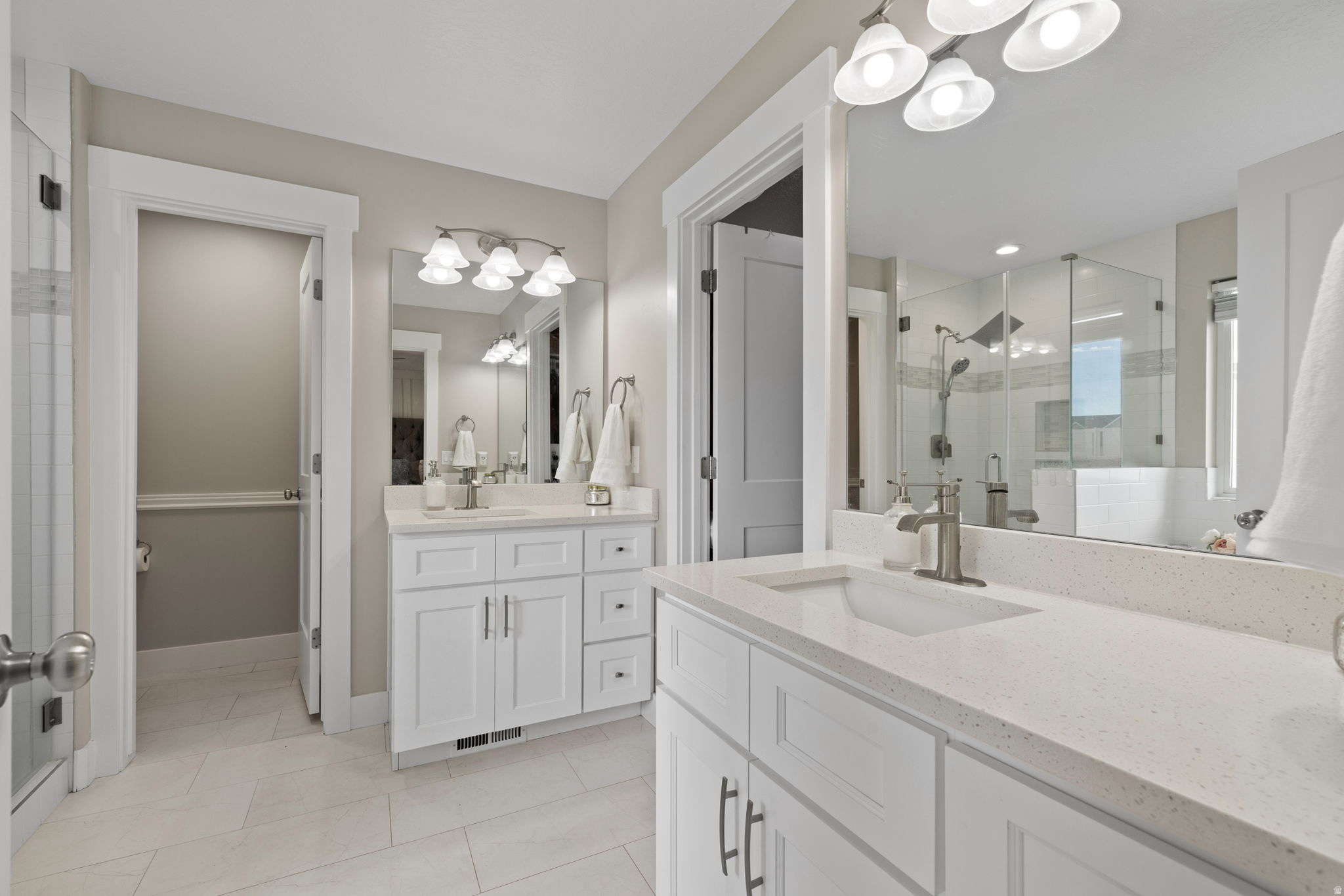 HAWTHORNE ESTATES - Residential