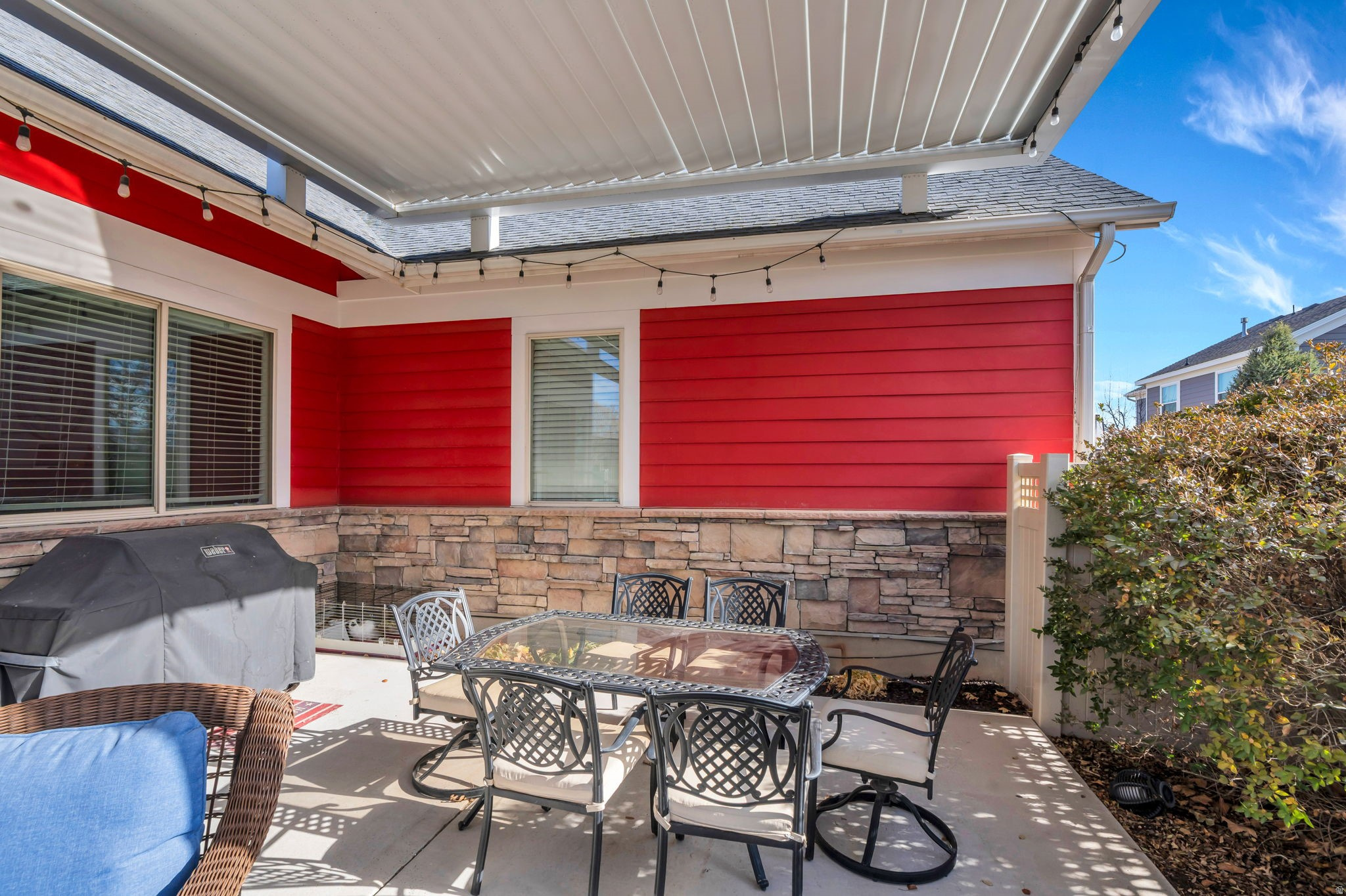 DAYBREAK - Residential