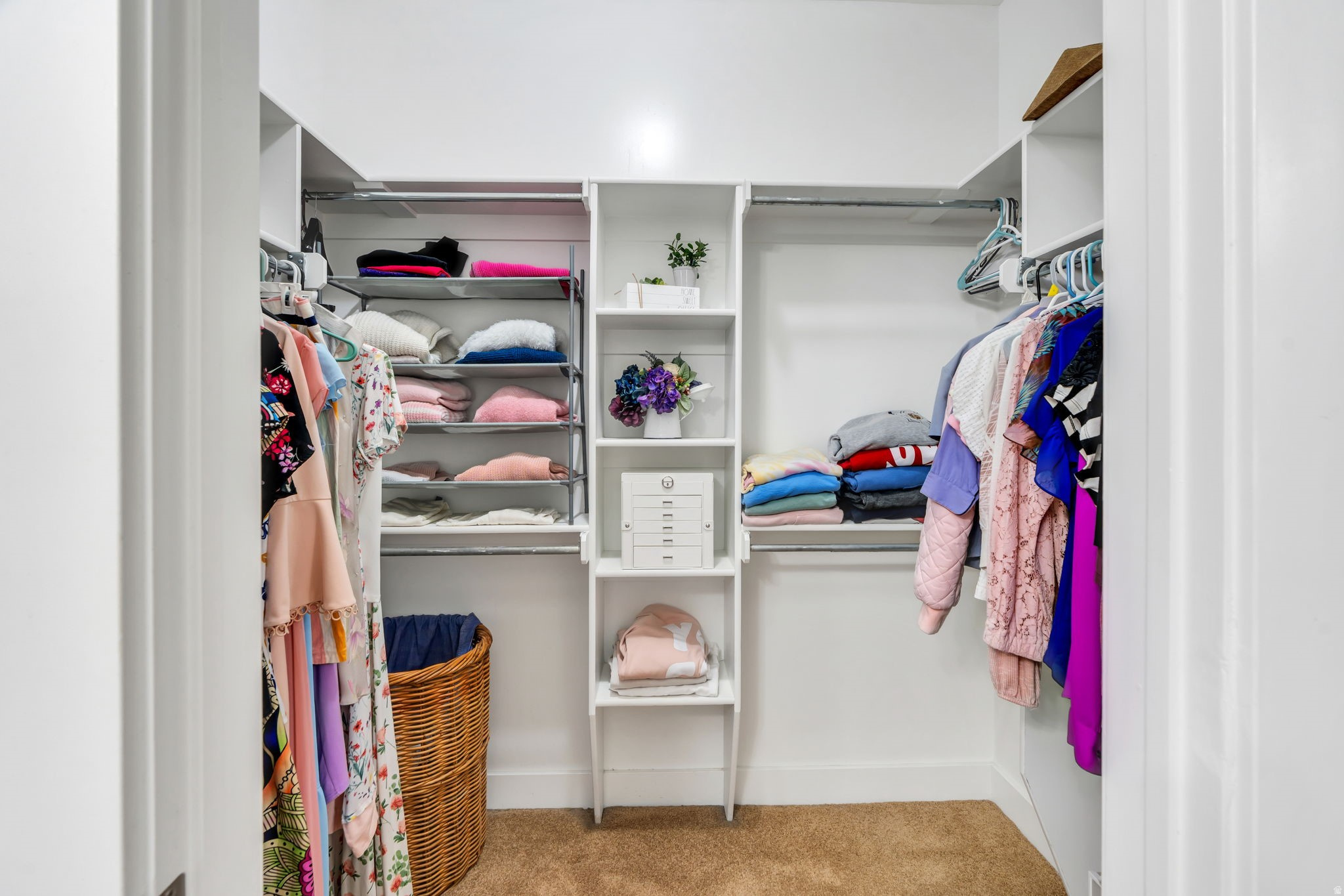 DAYBREAK - Residential