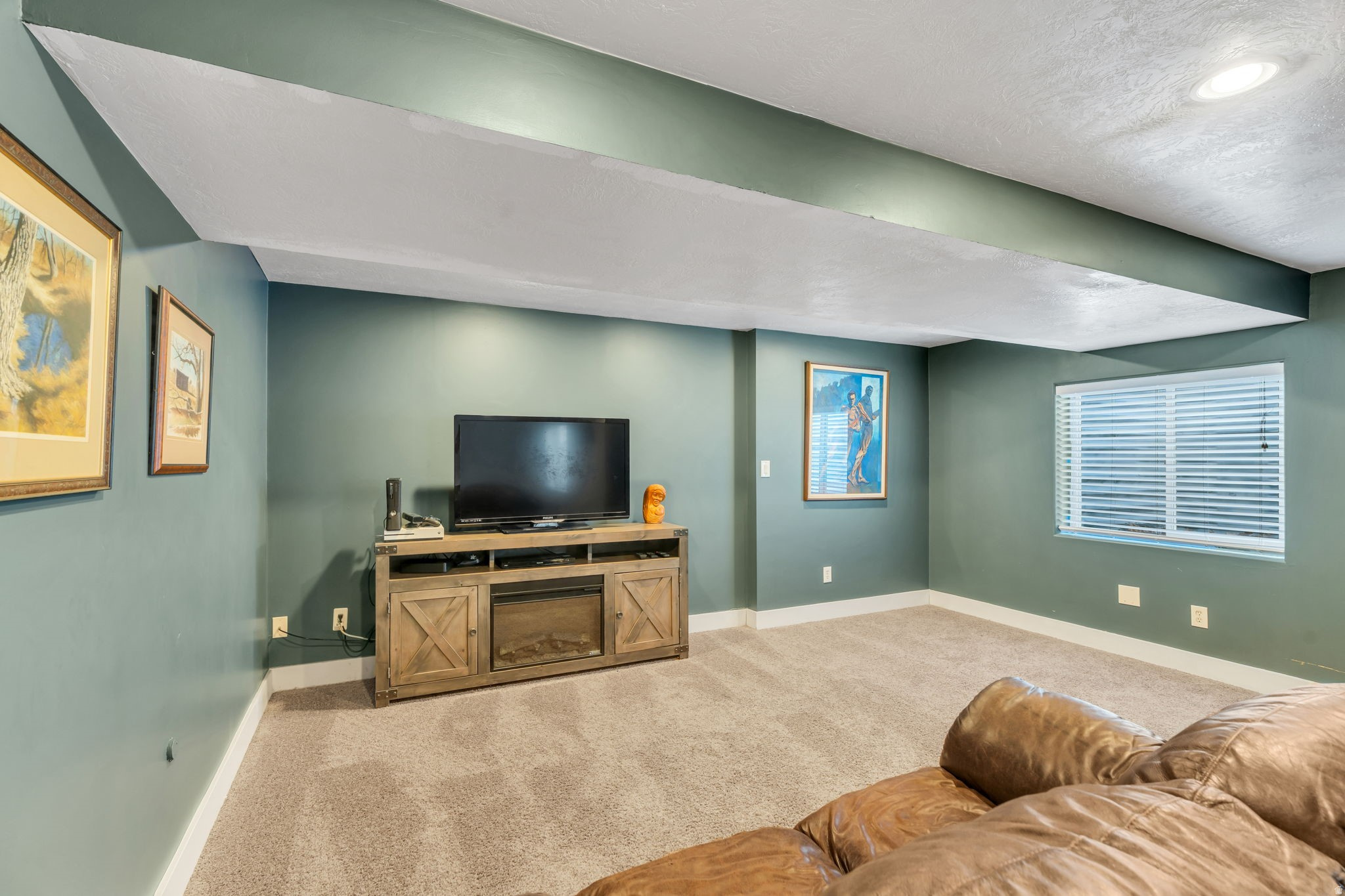 DAYBREAK - Residential