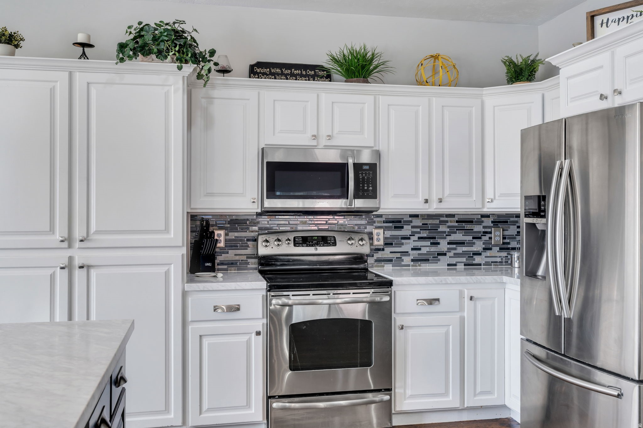 DAYBREAK - Residential