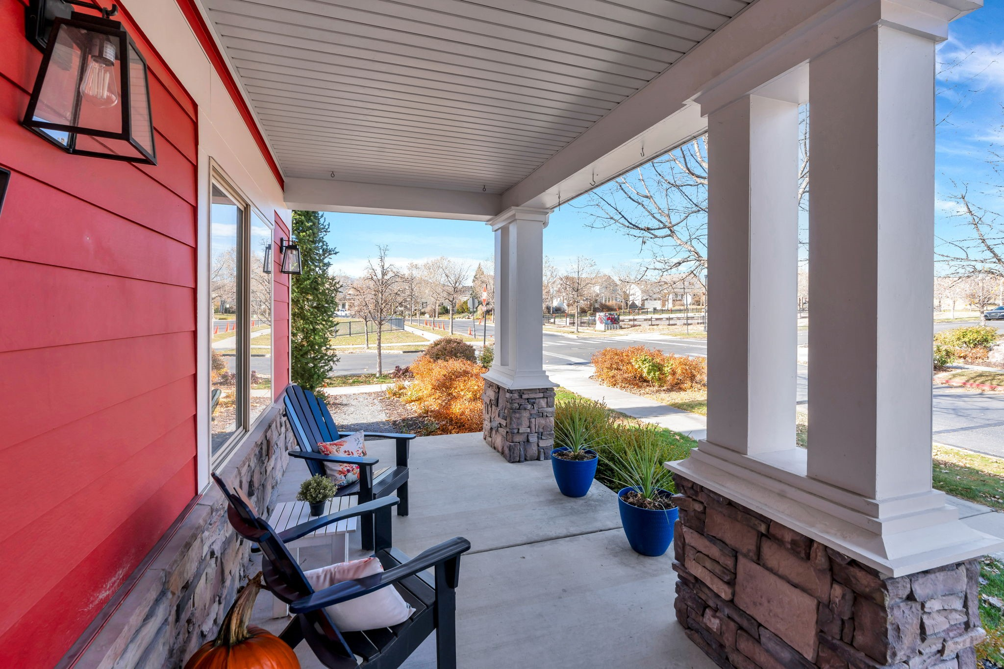 DAYBREAK - Residential