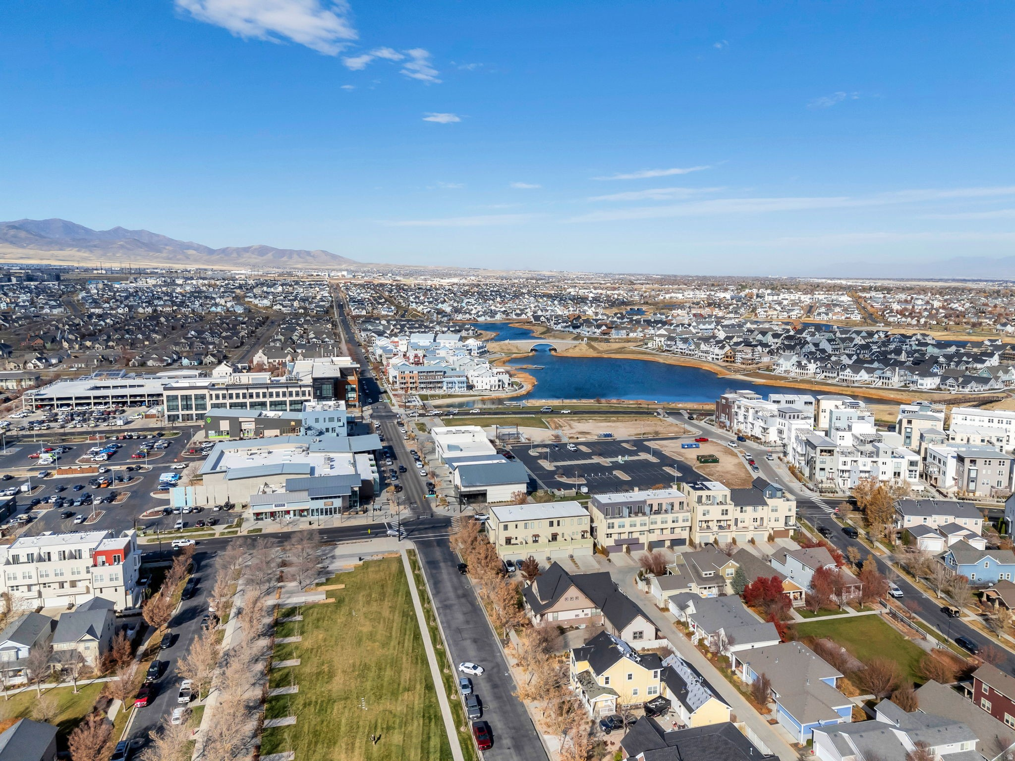 DAYBREAK - Residential