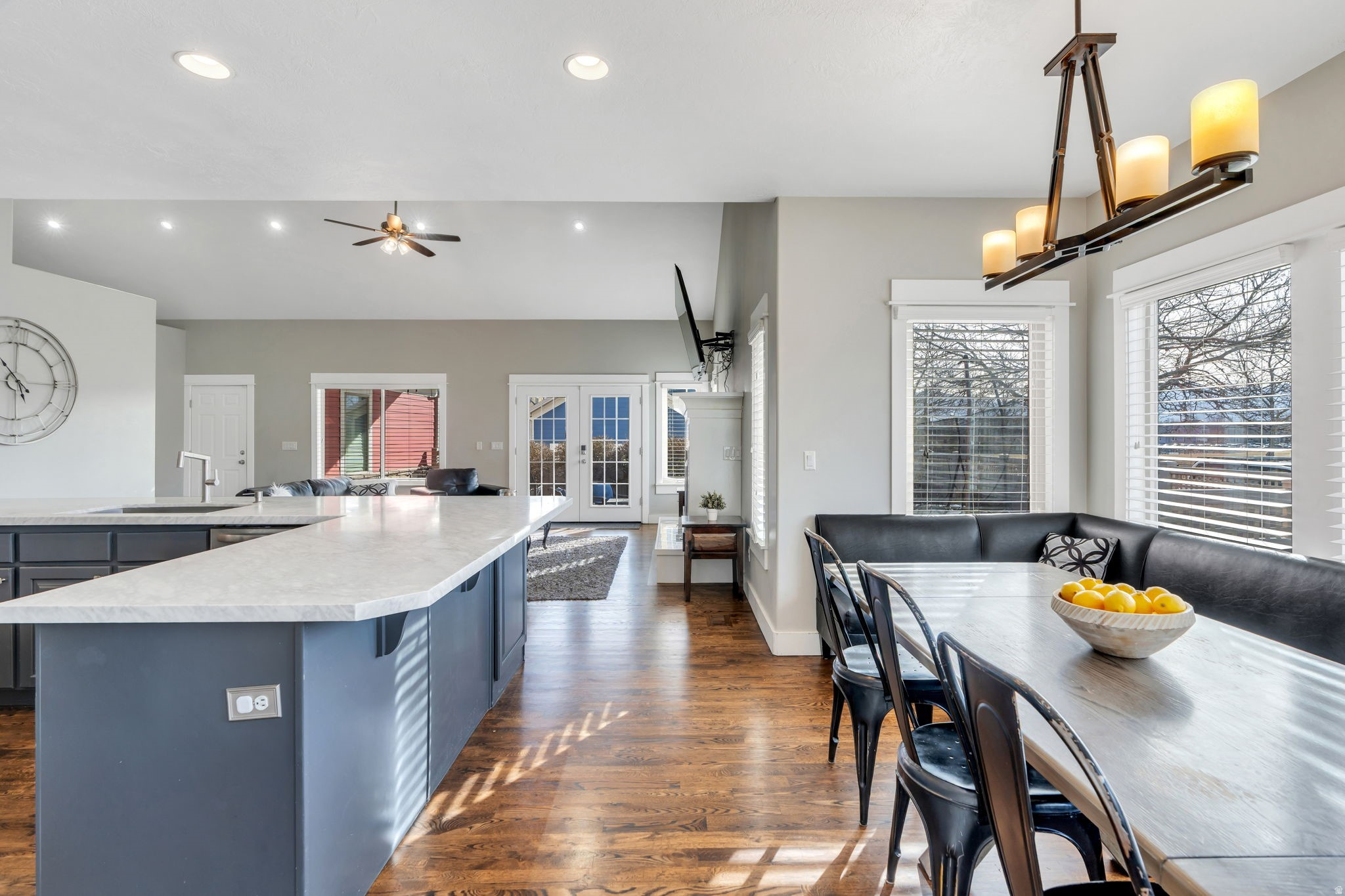 DAYBREAK - Residential