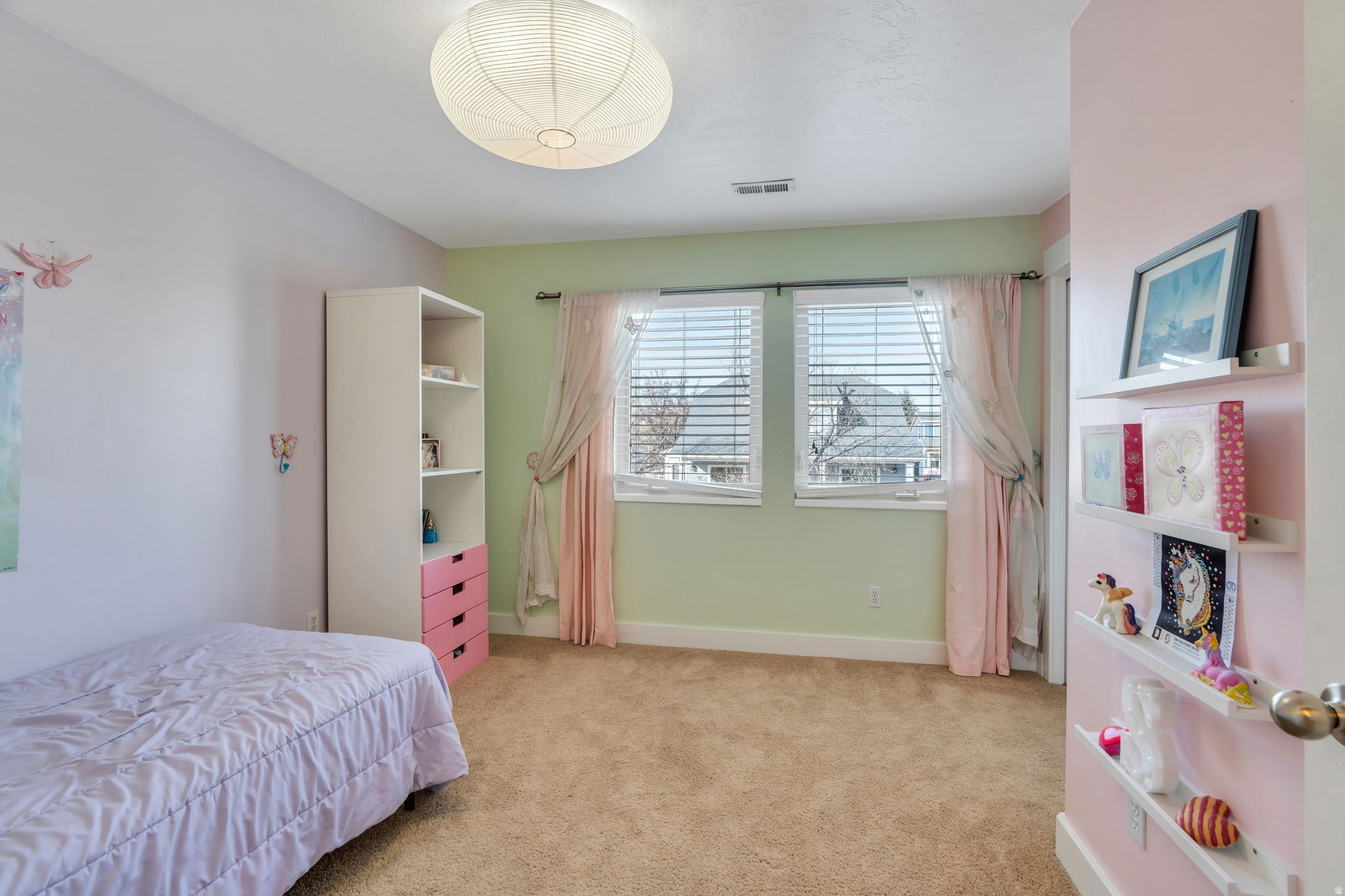 DAYBREAK - Residential