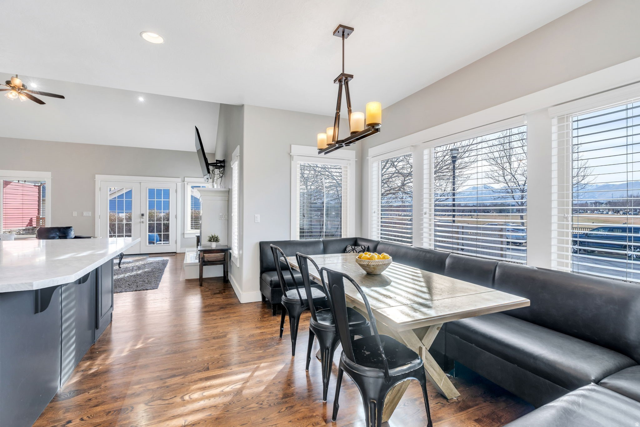 DAYBREAK - Residential