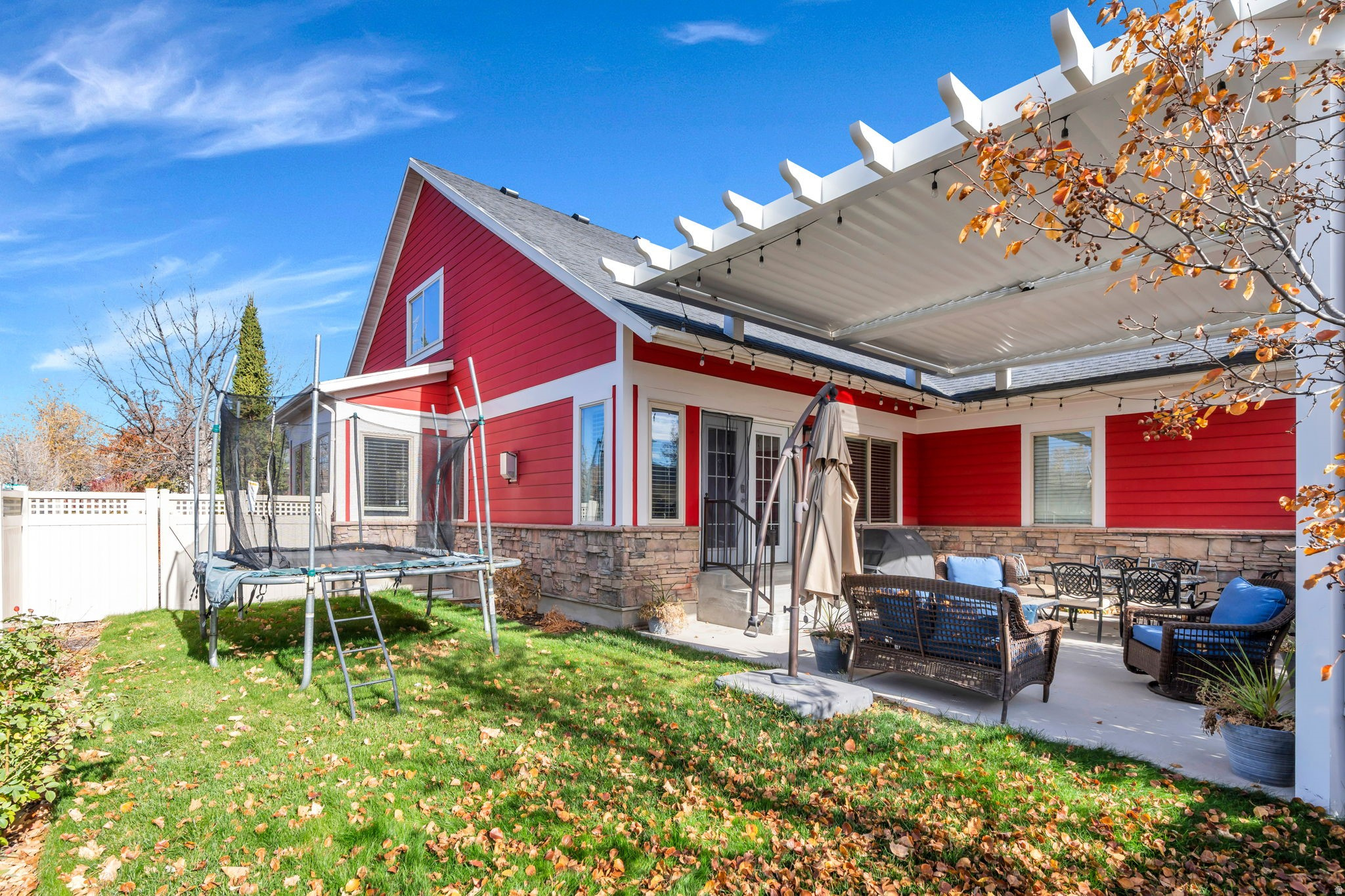 DAYBREAK - Residential