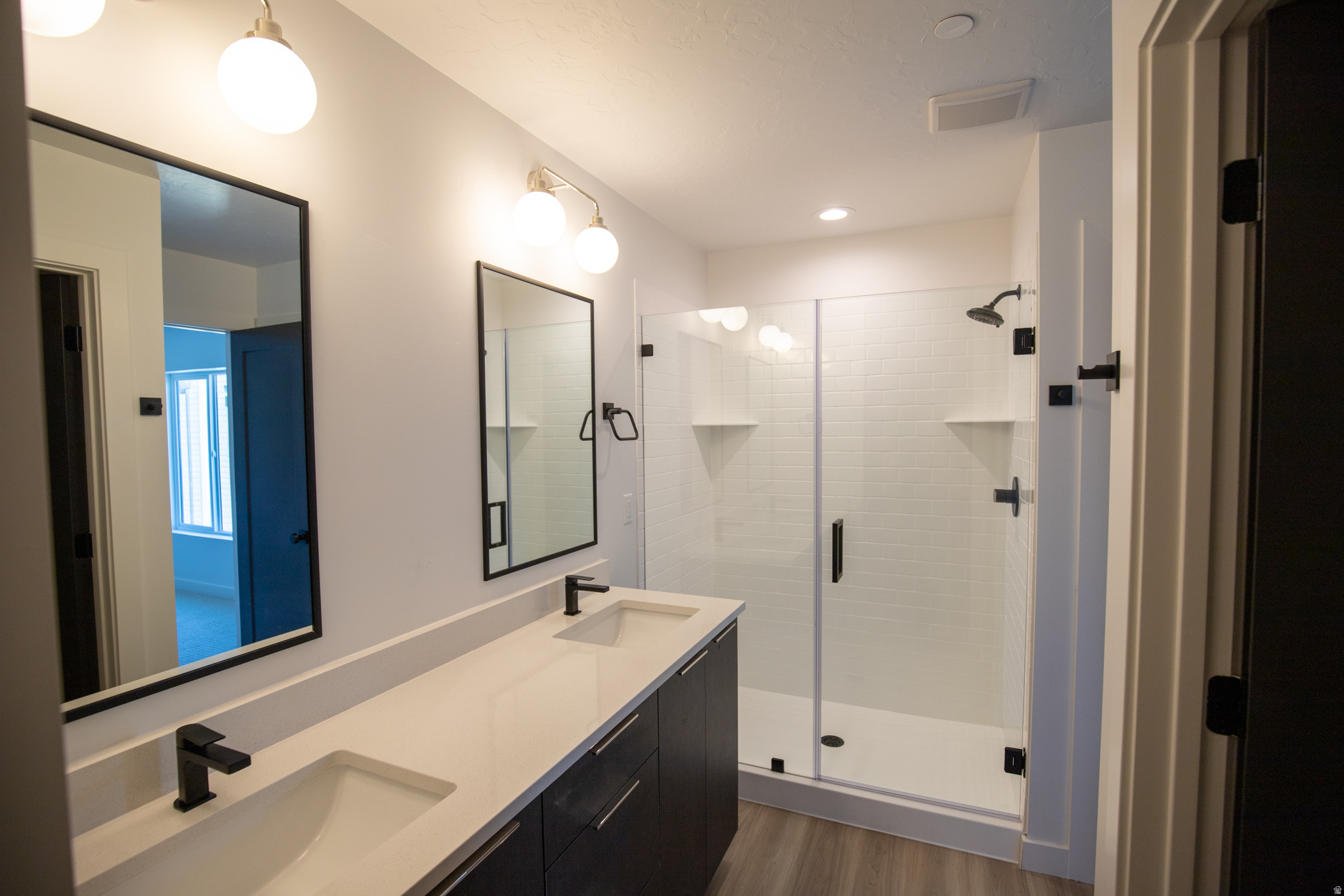 THE MONROE - Residential