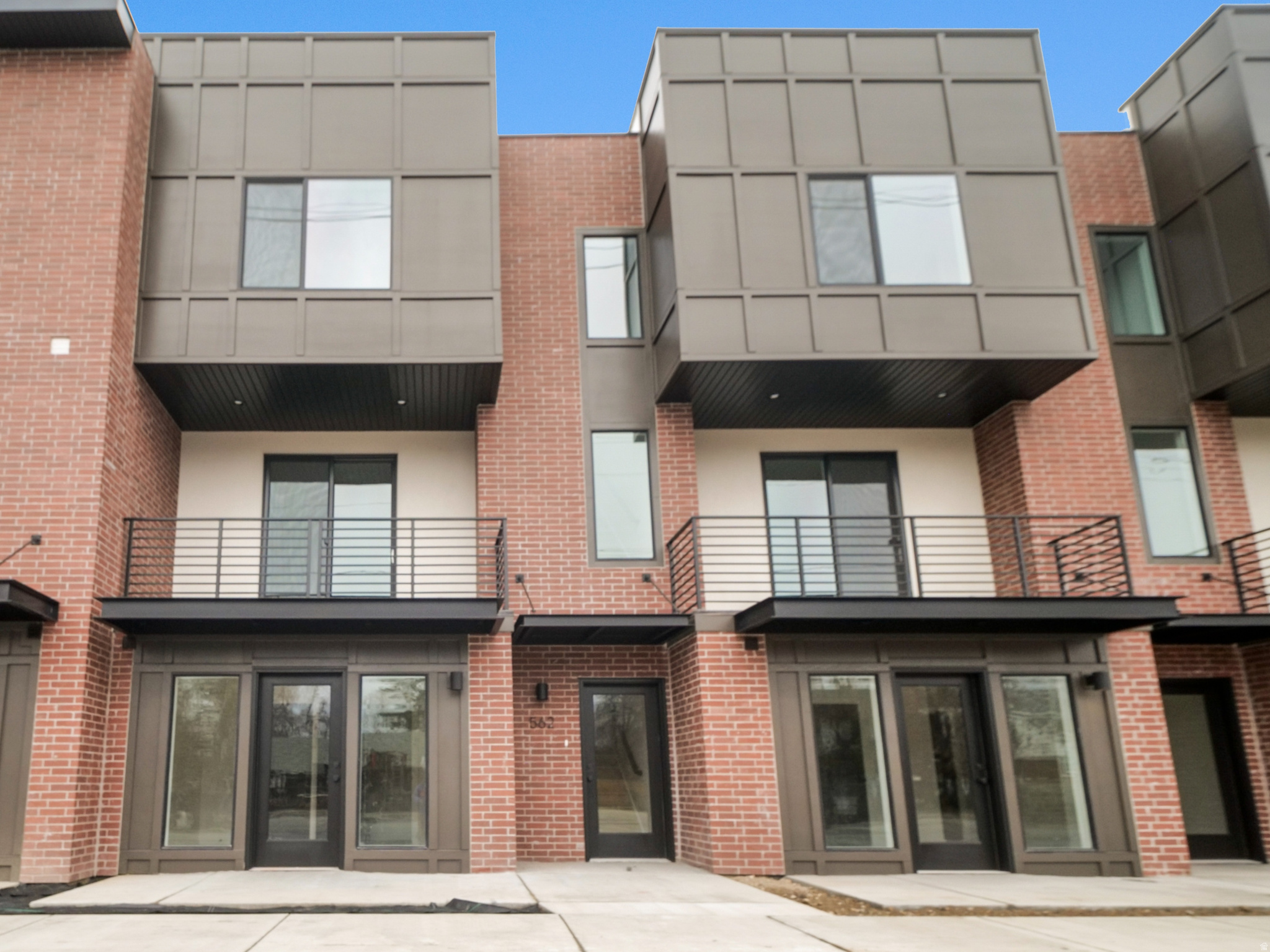 THE MONROE - Residential