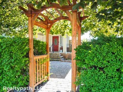 Photo of 475 S 300 E, Payson, UT 84651 (MLS # 2166683)
