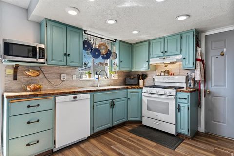 Tiny photo for 5035 S 6150 W, Hooper, UT 84315 (MLS # 2144144)