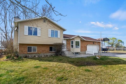 Tiny photo for 5035 S 6150 W, Hooper, UT 84315 (MLS # 2144144)