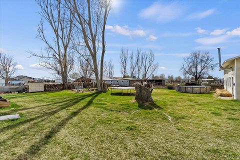 Tiny photo for 5035 S 6150 W, Hooper, UT 84315 (MLS # 2144144)