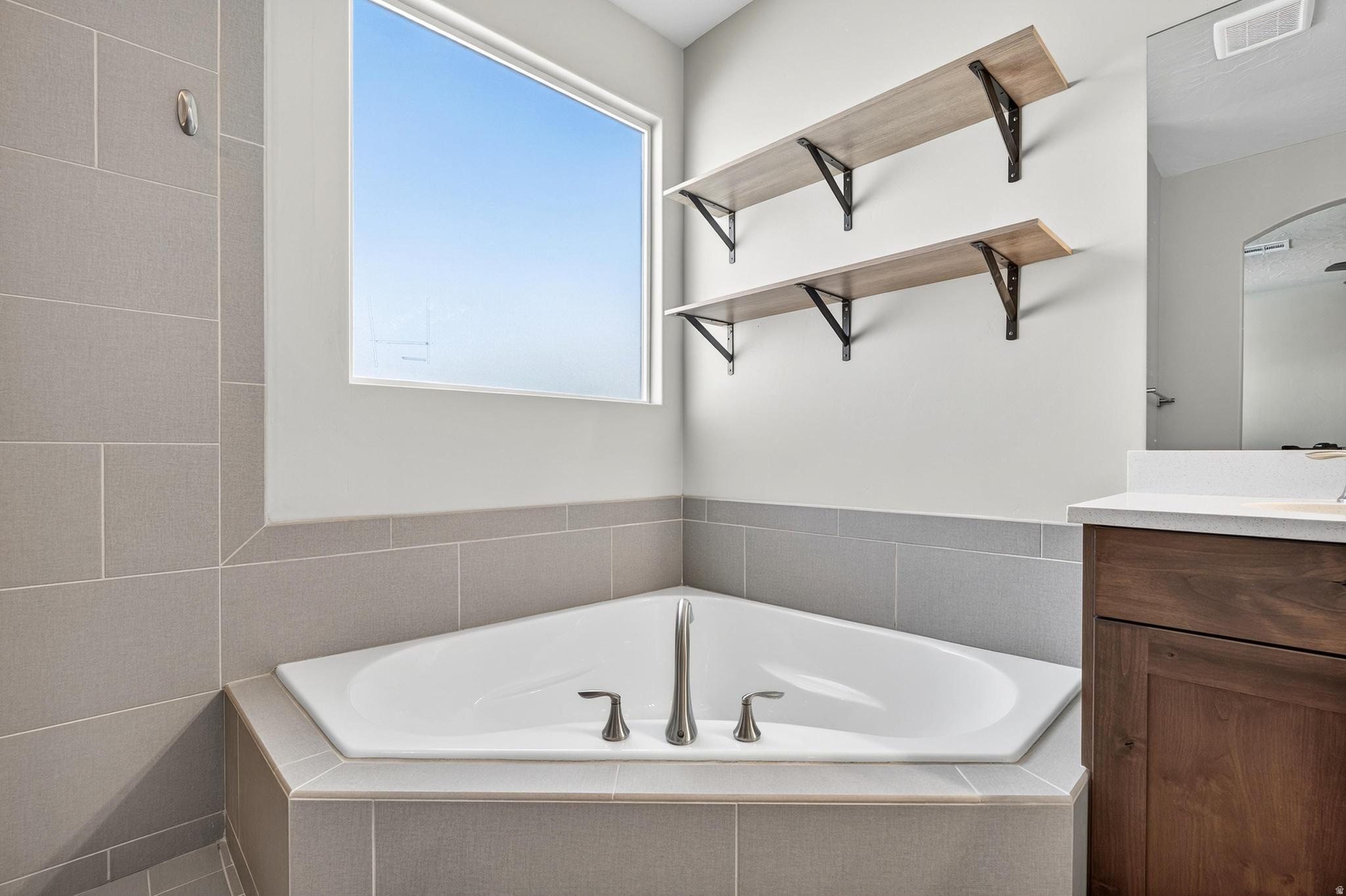 ASPEN ESTATES PH 1 - Residential