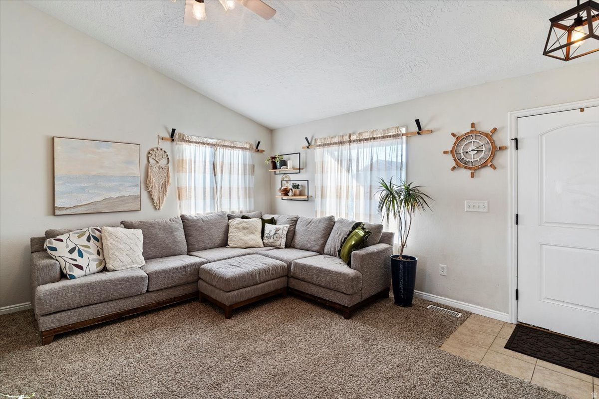 FEILD CREST - Residential