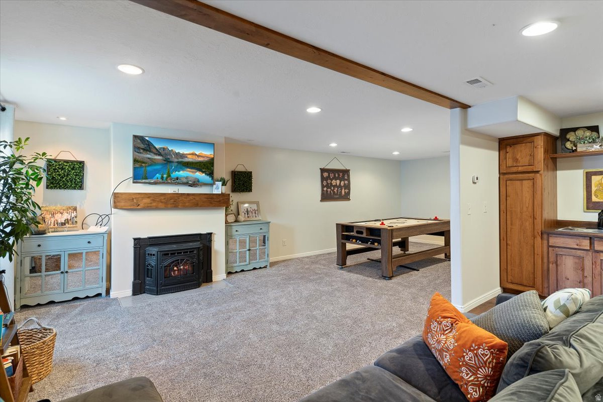 FEILD CREST - Residential