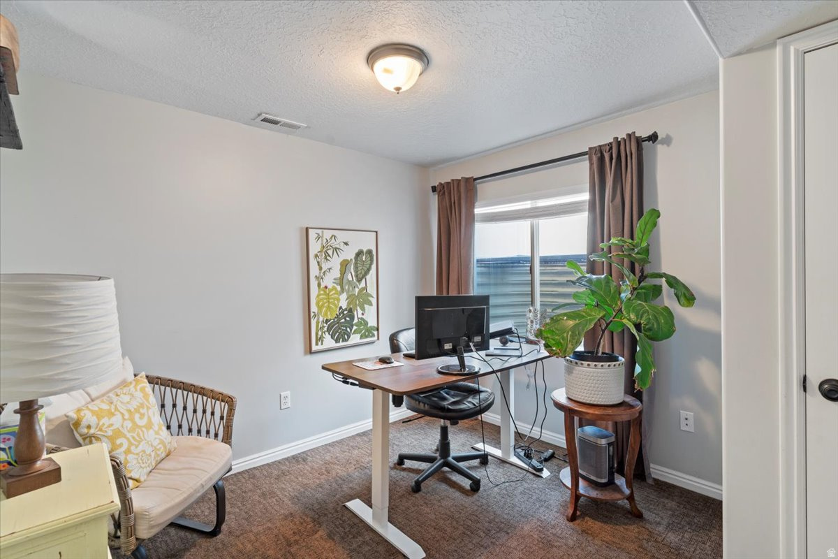 FEILD CREST - Residential