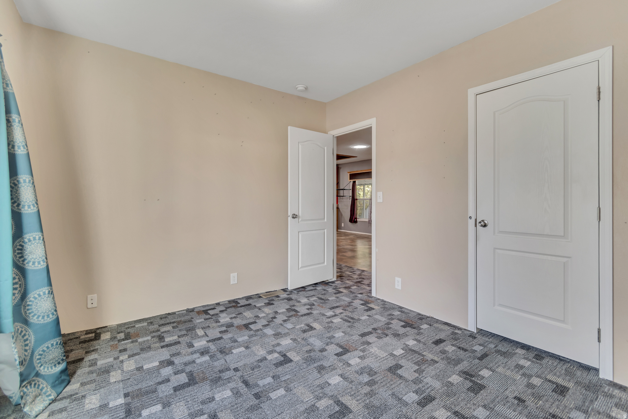 MONTE VISTA - Residential