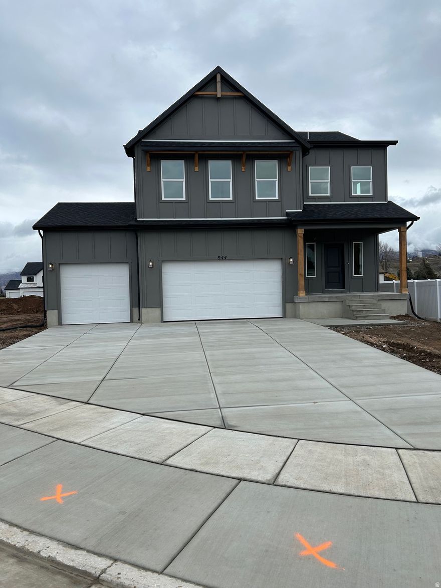 Farmhouse style home with full Hardie exterior, finished basement with 9' basement ceilings, Premier soft close cabinets in designer gourmet kitchen with quartz countertops, open to below second floor and upgraded lighting throughout the home.  Located in Golf Course adjacent community within minutes of stores, restaurants, freeway access and more!  Come see why Fieldstone Homes is considered the premier new home builder in Riverdale! Some interior photos are of same floor plan that is completed.