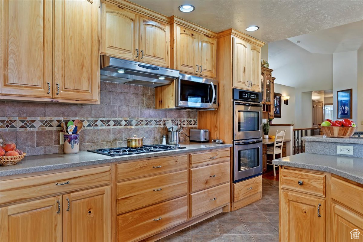 CHERRYWOOD ESTATES - Residential