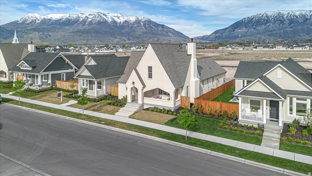 Photo of 16 W STILLWATER ST S #150, Vineyard, UT 84059 (MLS # 2170535)