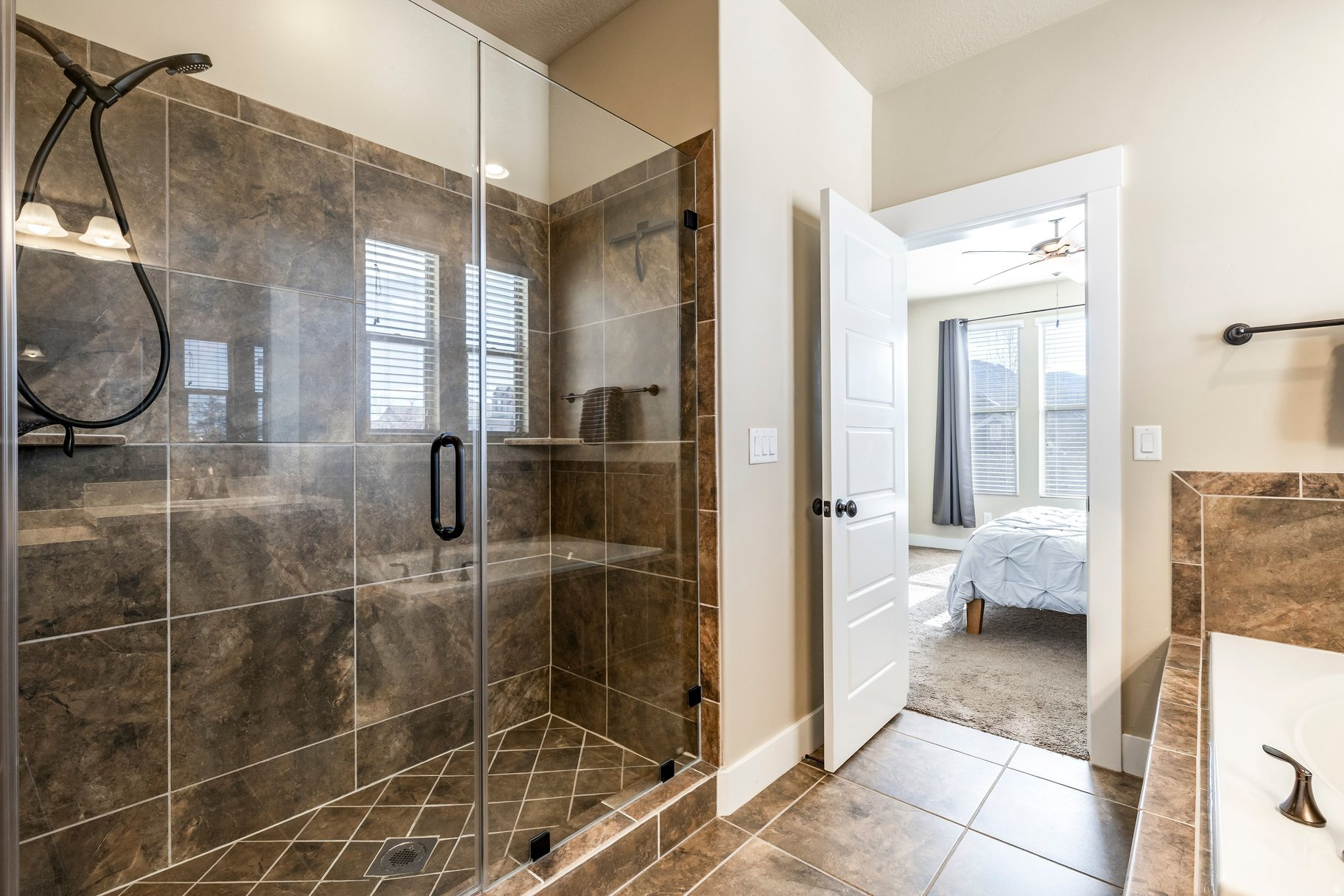 GREYHAWK - Residential