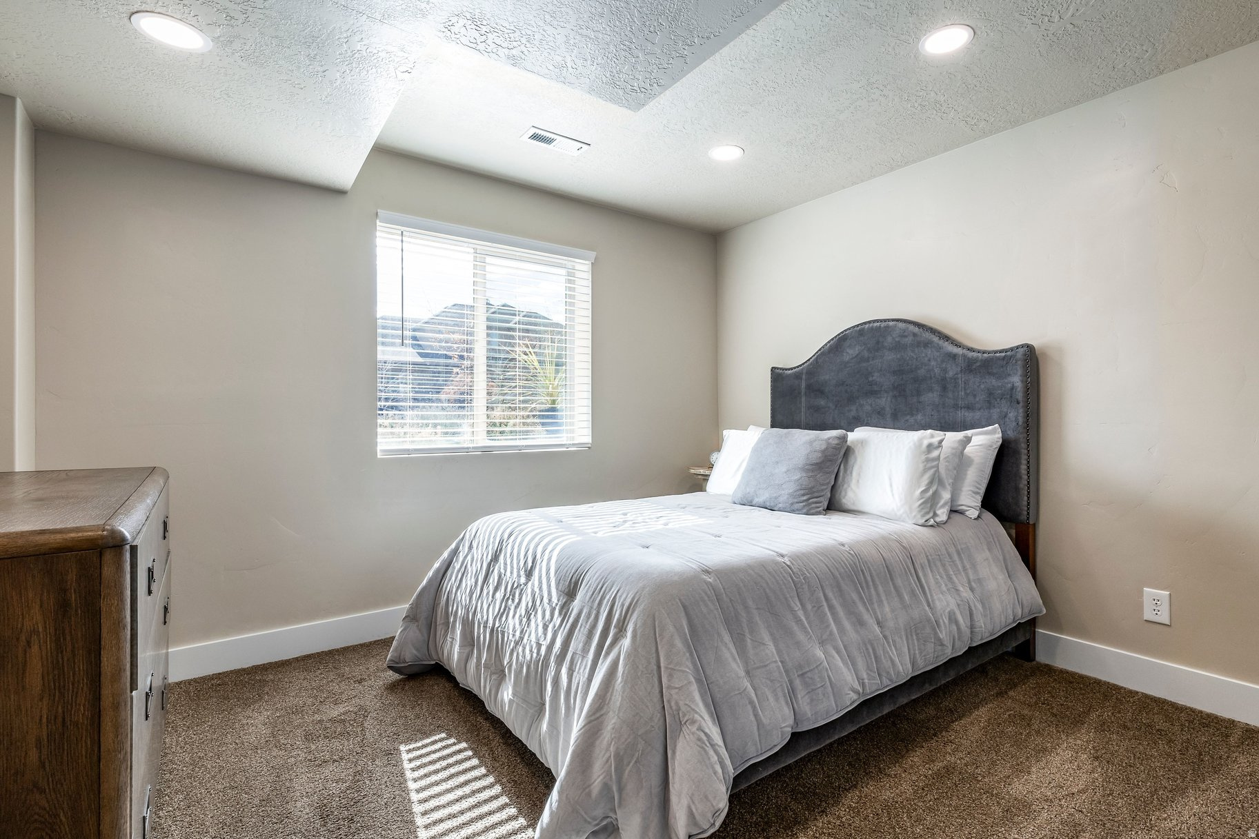 GREYHAWK - Residential