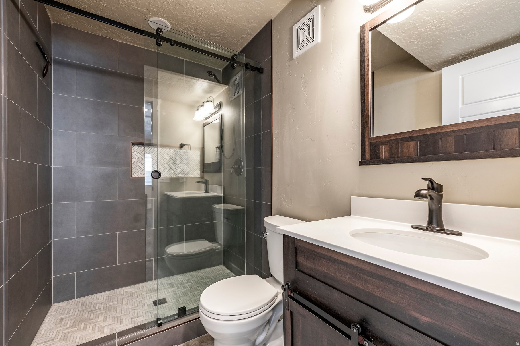 GREYHAWK - Residential