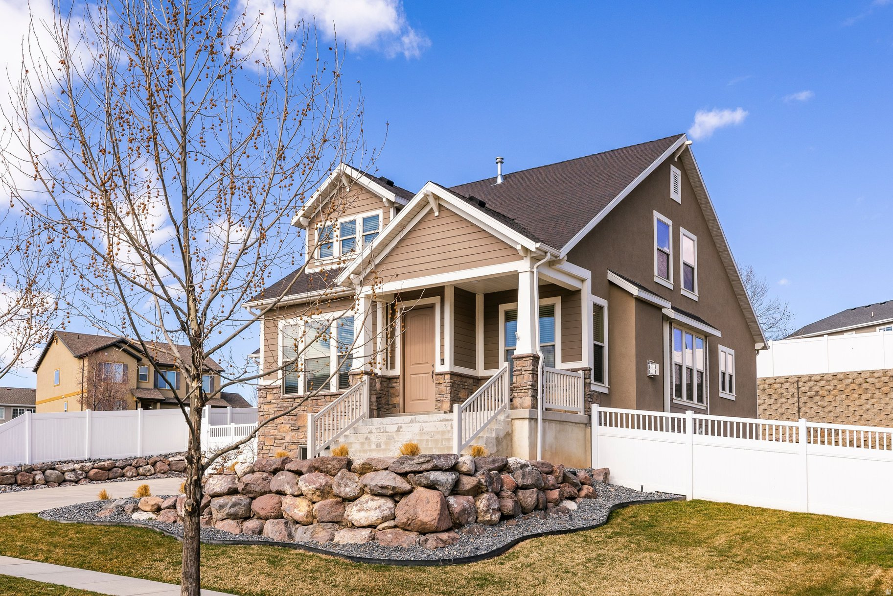 GREYHAWK - Residential