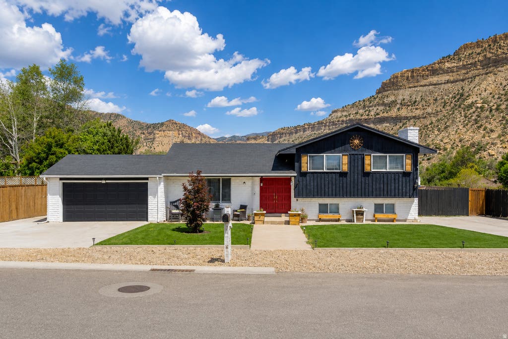 Photo of 100 W 300 N, Helper, UT 84526 (MLS # 2170245)