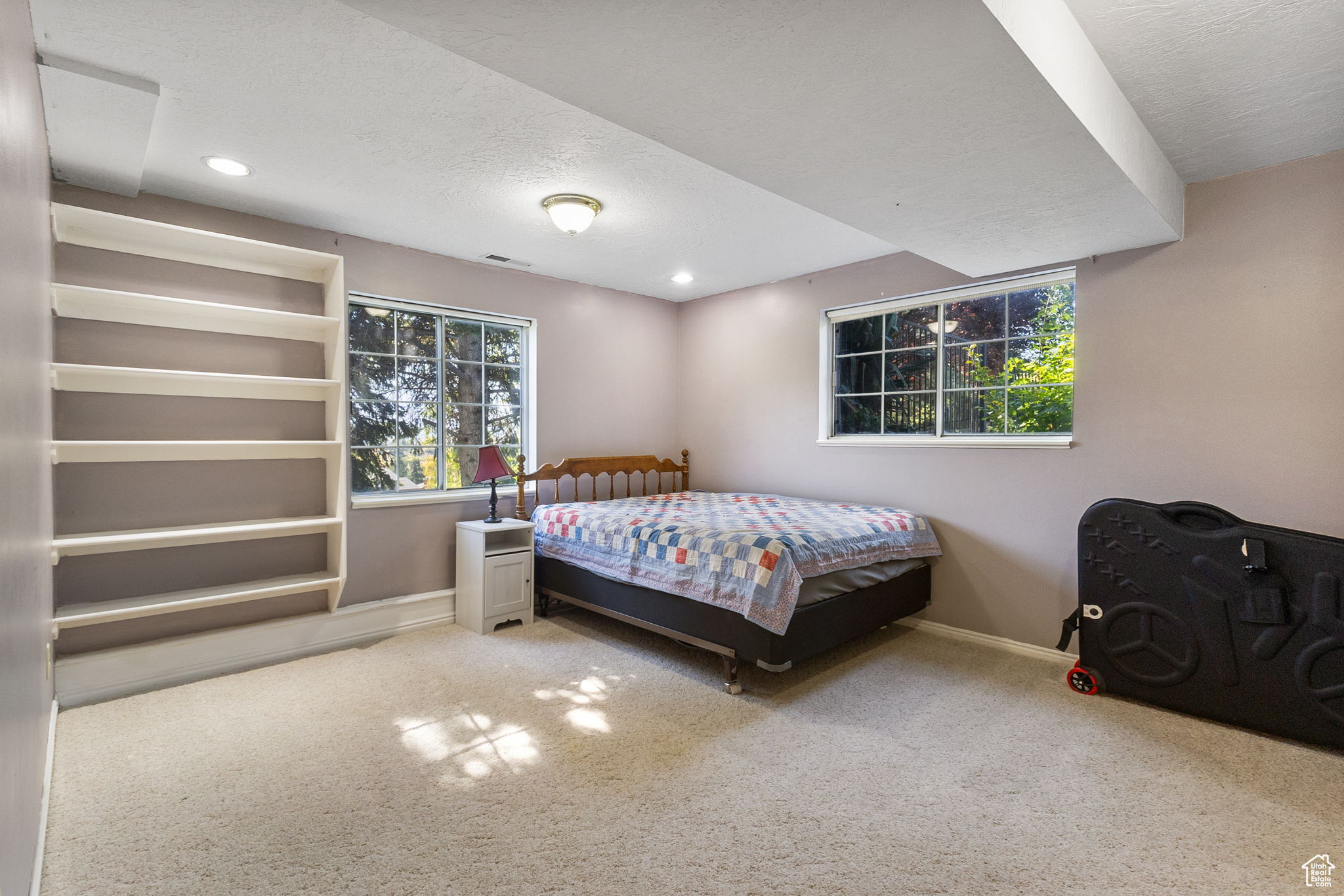 PLEASANT VALLEY ESTATES - Residential