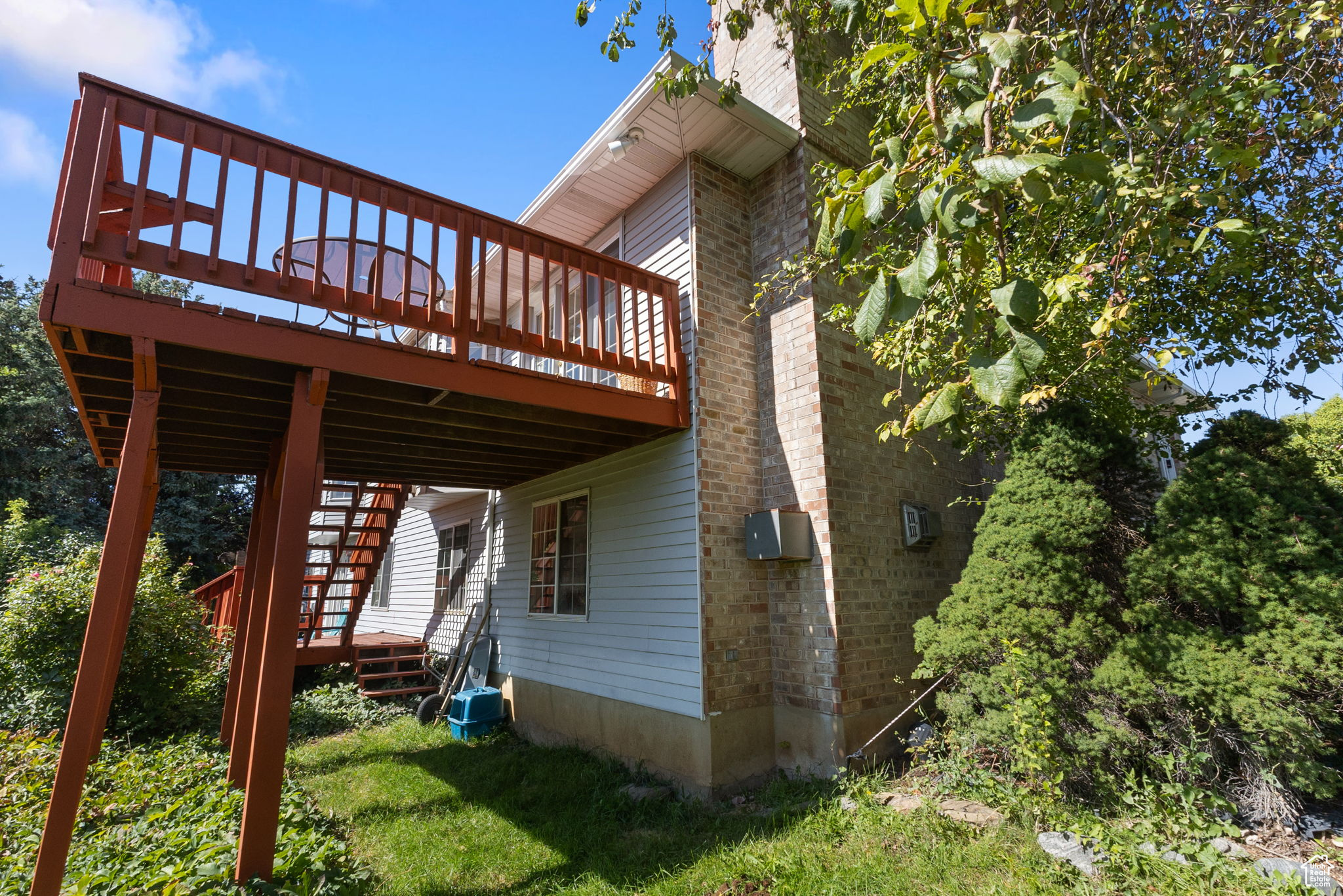 PLEASANT VALLEY ESTATES - Residential