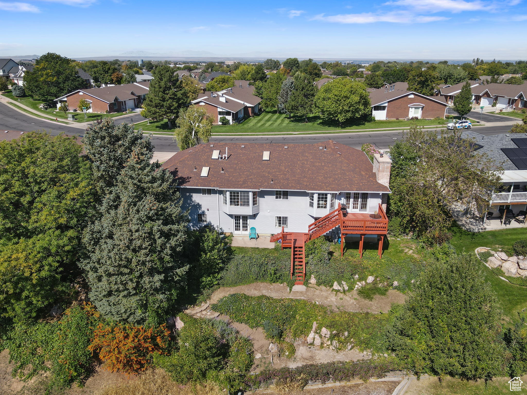PLEASANT VALLEY ESTATES - Residential