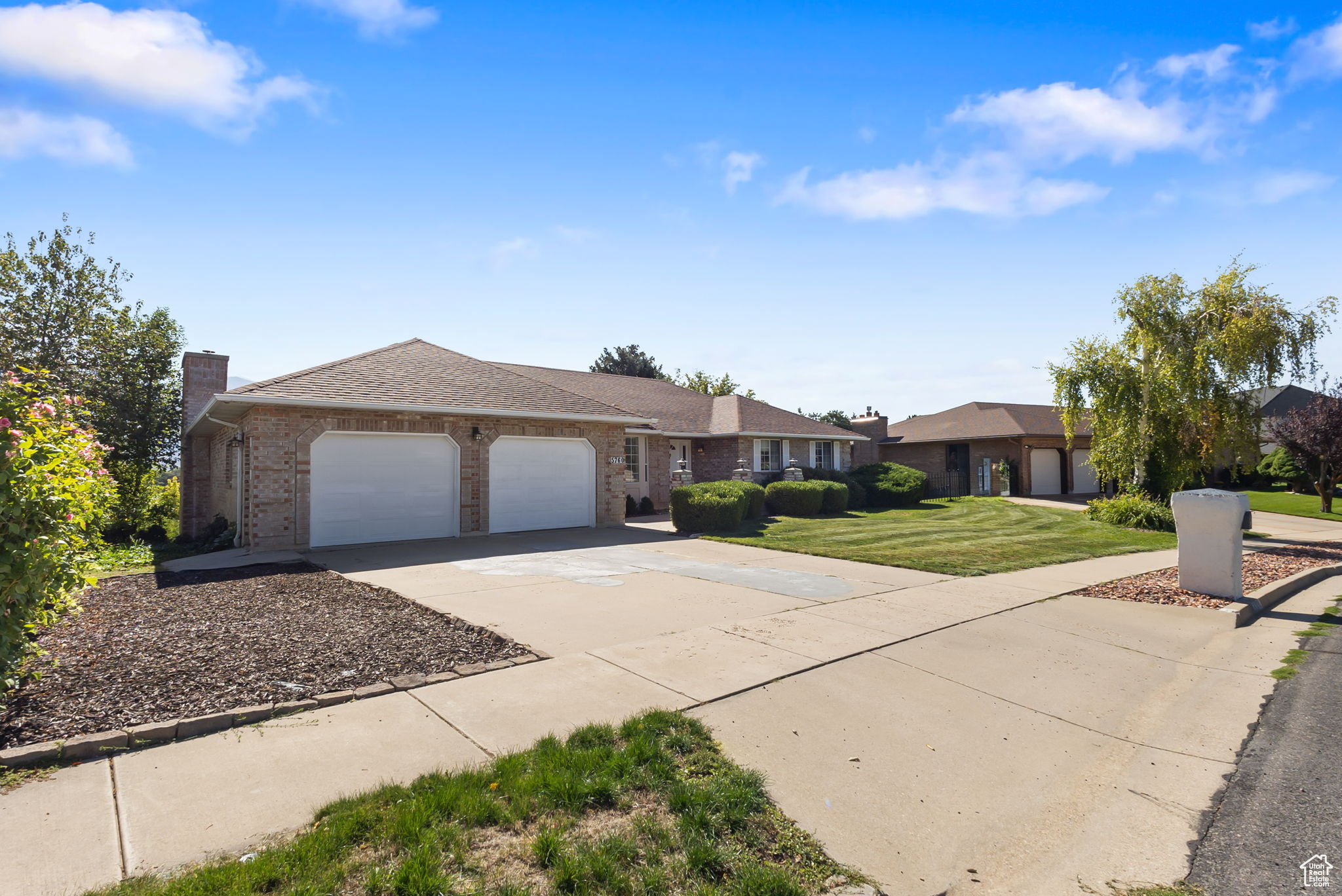 PLEASANT VALLEY ESTATES - Residential
