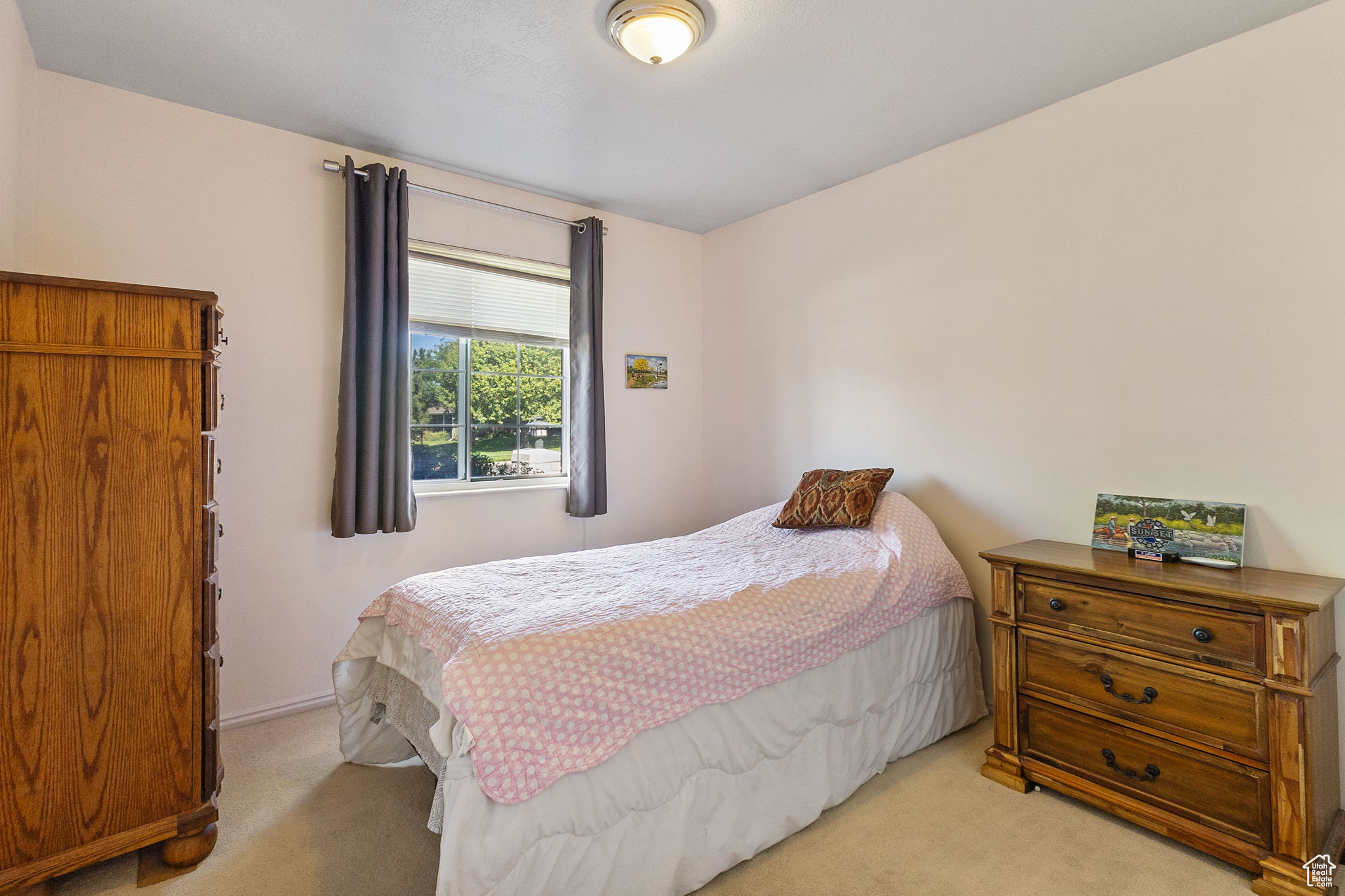 PLEASANT VALLEY ESTATES - Residential