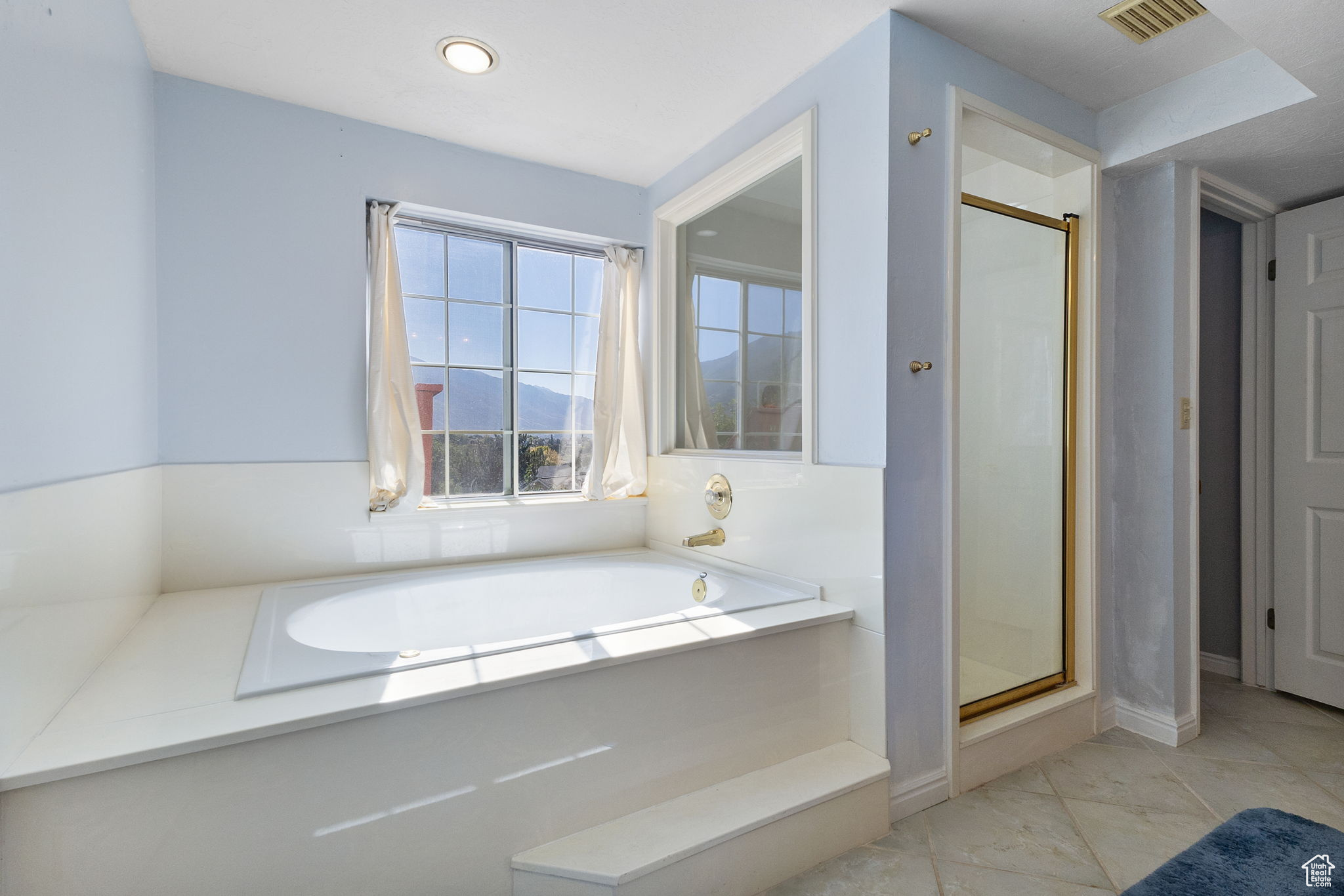 PLEASANT VALLEY ESTATES - Residential