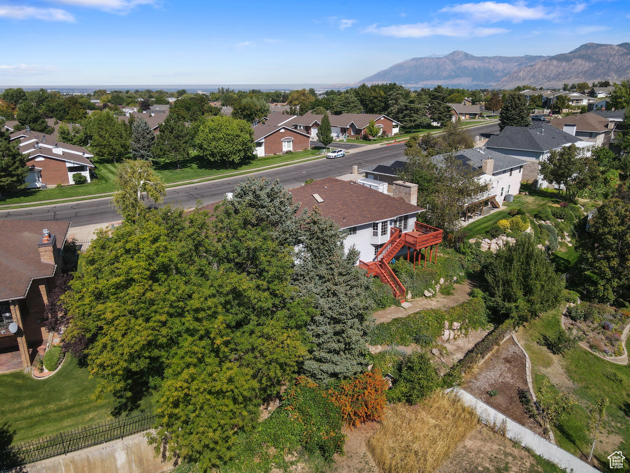 PLEASANT VALLEY ESTATES - Residential