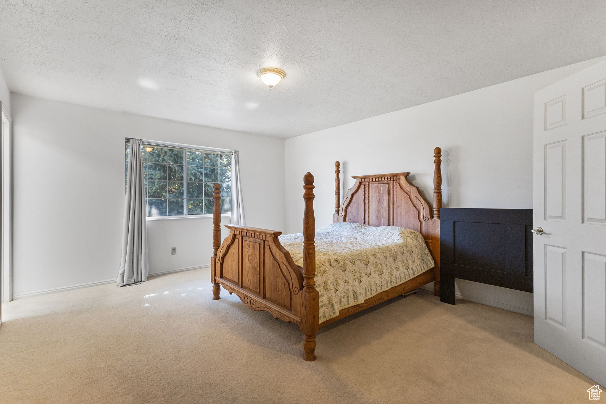 PLEASANT VALLEY ESTATES - Residential