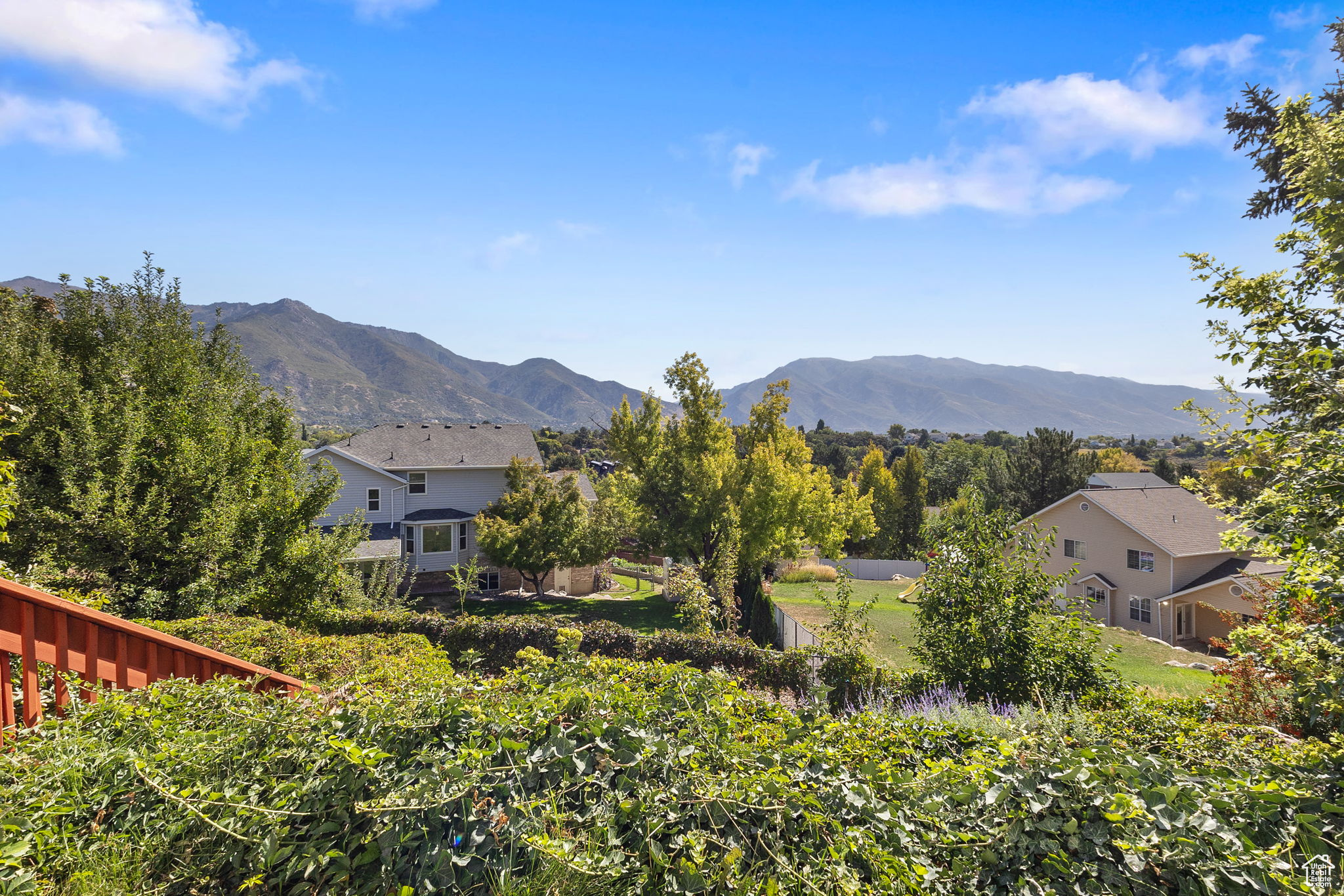 PLEASANT VALLEY ESTATES - Residential