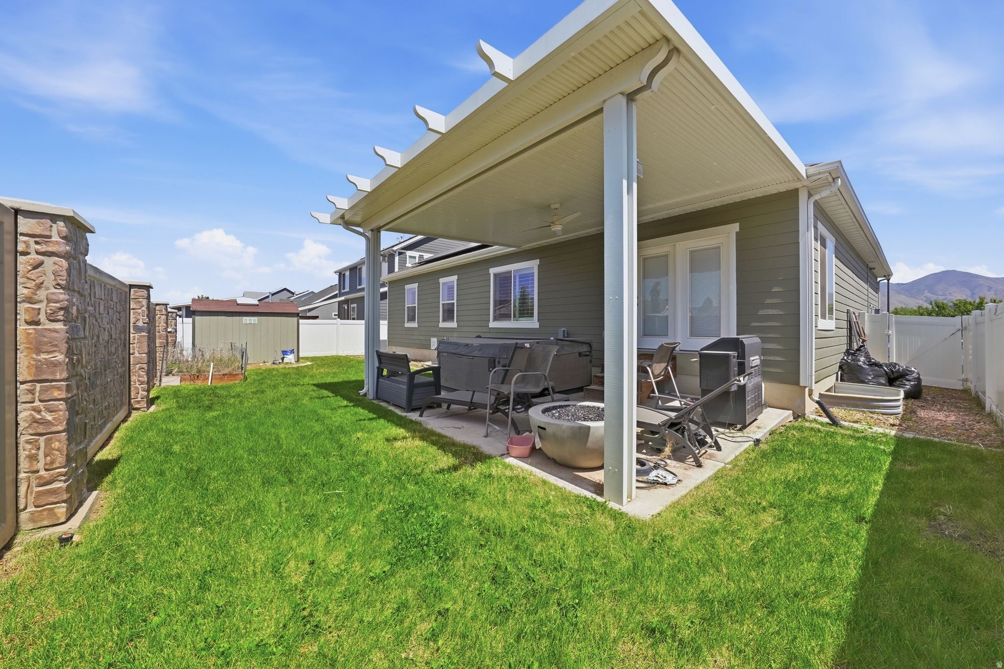 LEGACY FARMS AT SPANISH FORK - Residential
