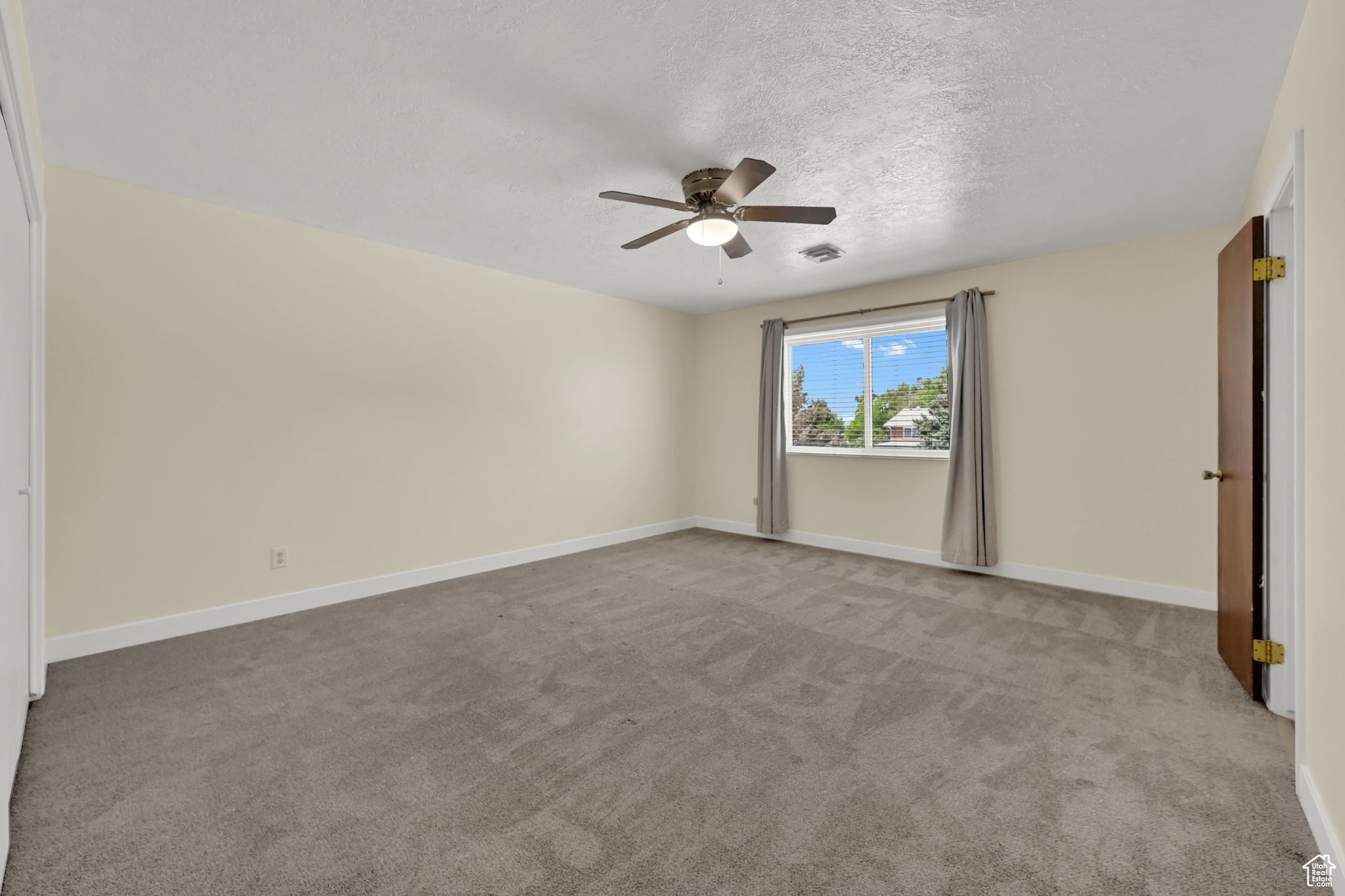 EMERALD HILLS - Residential