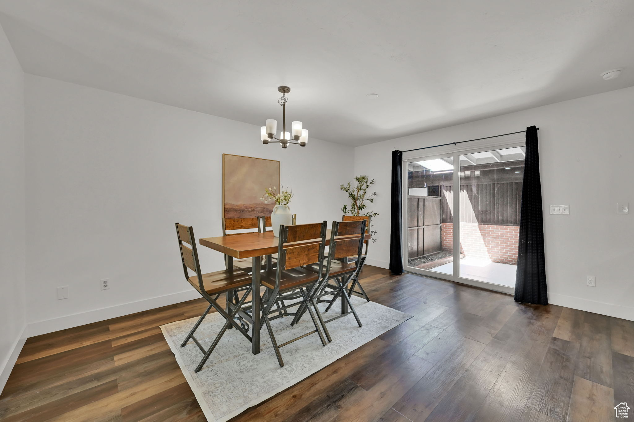 EMERALD HILLS - Residential